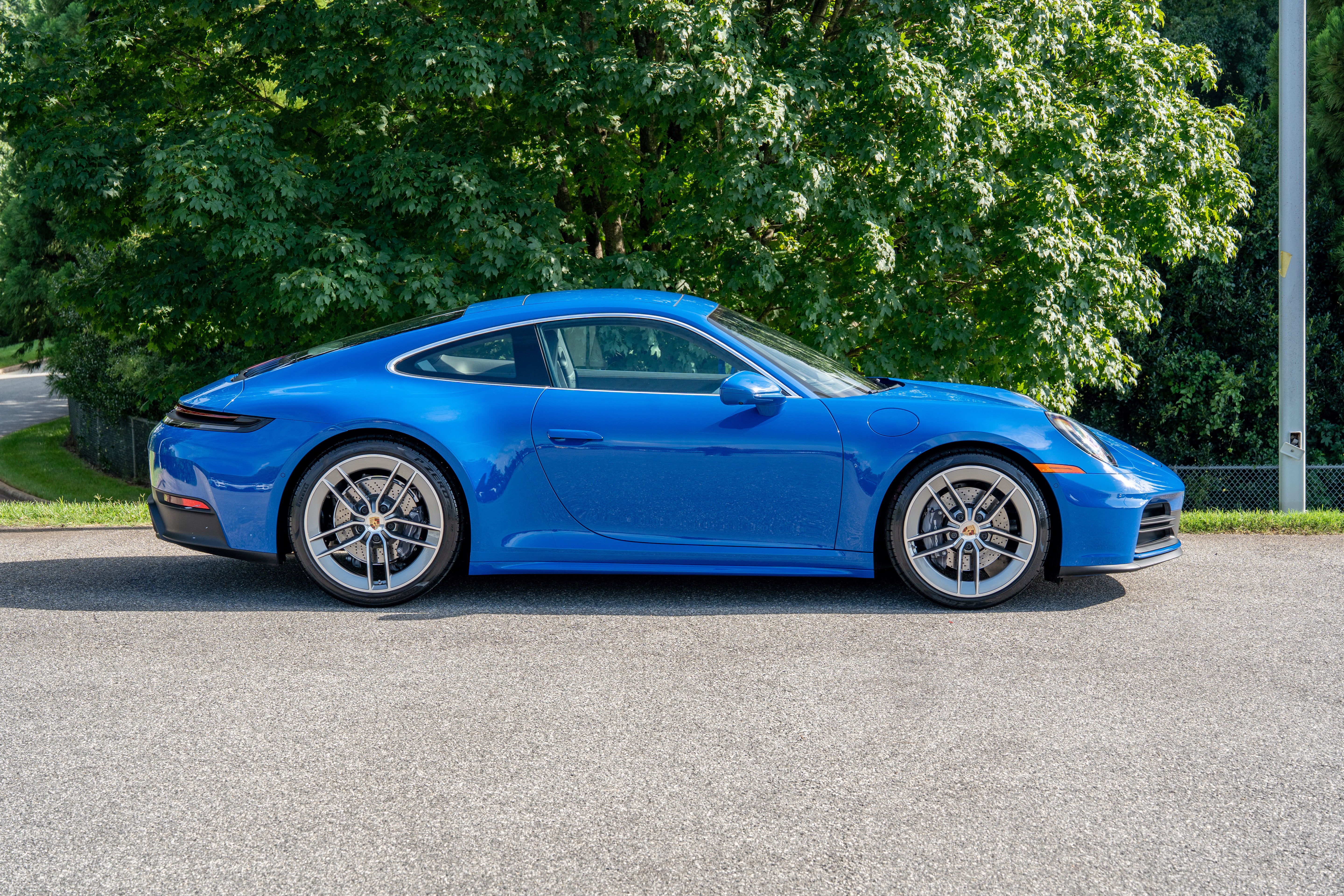 Used 2025 Lugano Blue Porsche Carrera image 8