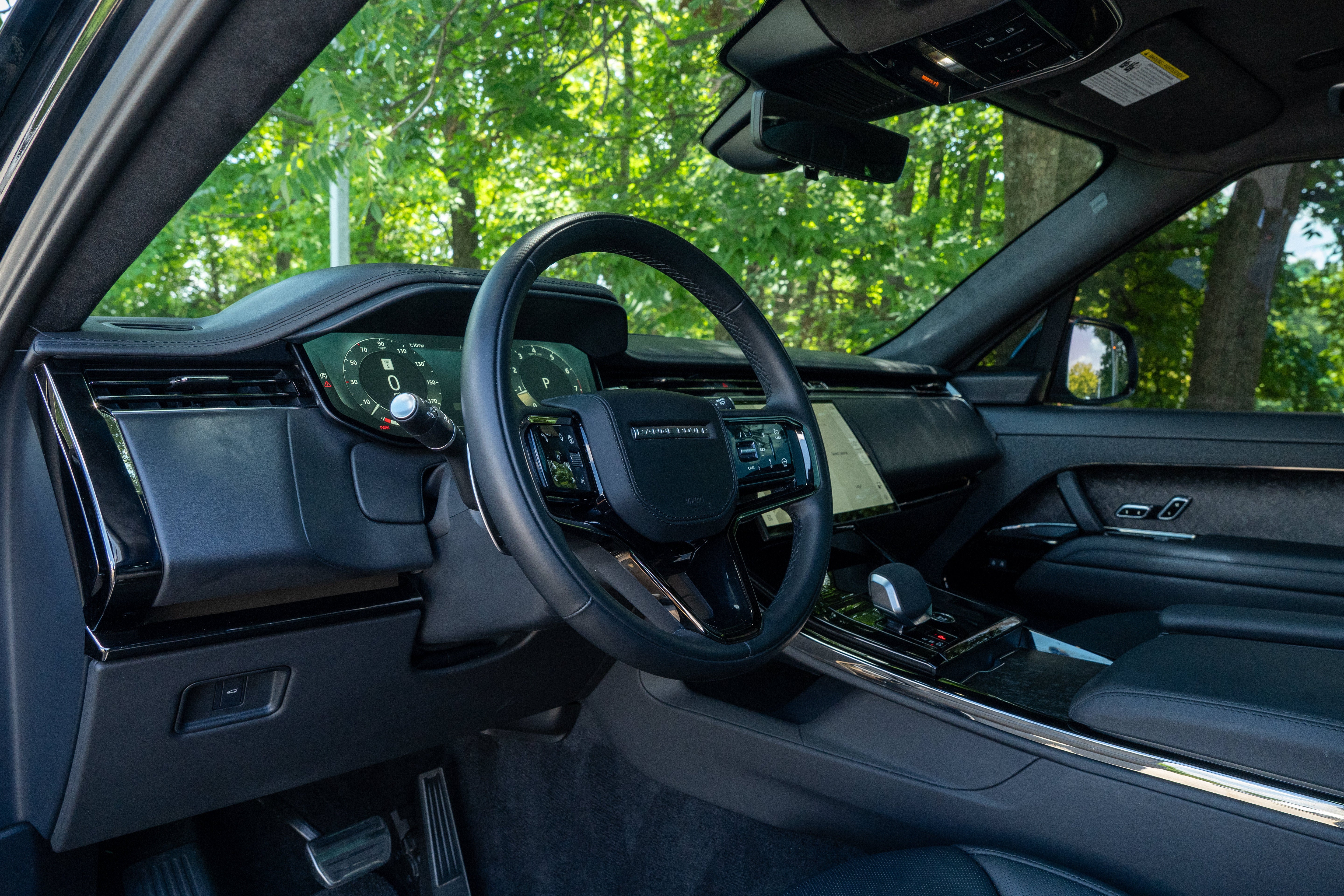 Used 2025 Santorini Black Metallic Land Rover Autobiography image 14
