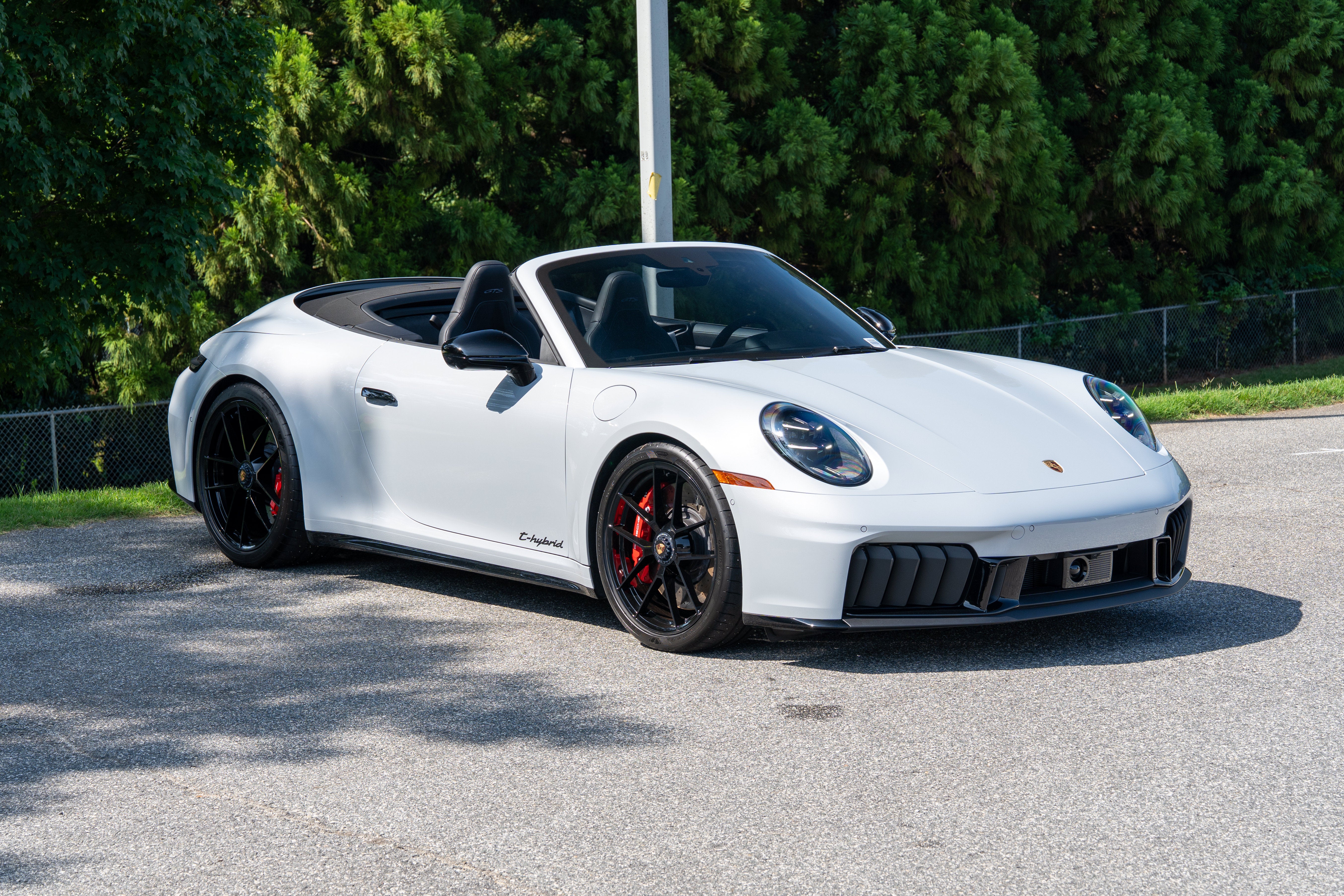 Used 2025 Ice Gray Metallic Porsche Carrera 4 GTS Cabriolet image 9