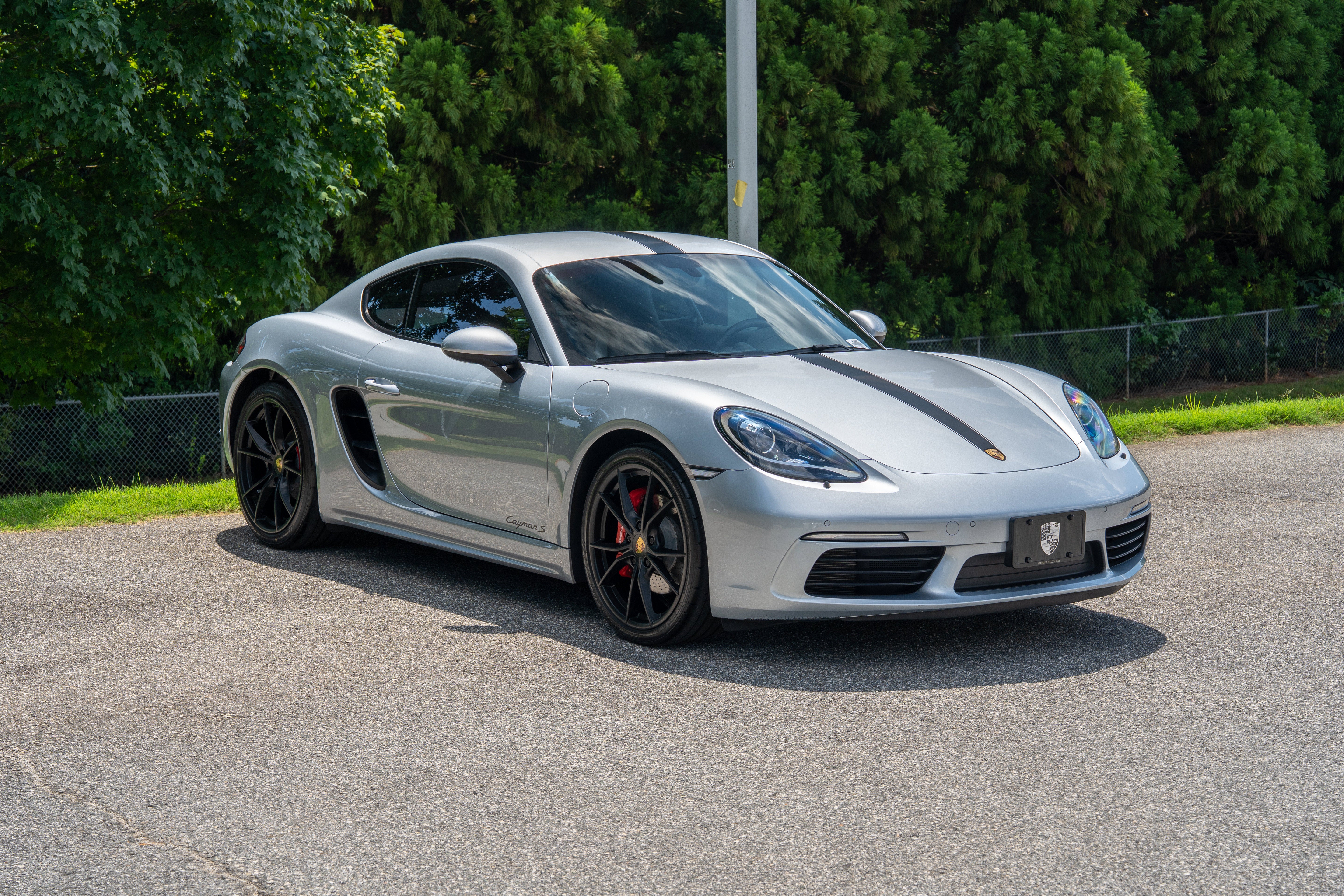 Used 2018 Rhodium Silver Metallic Porsche S image 9