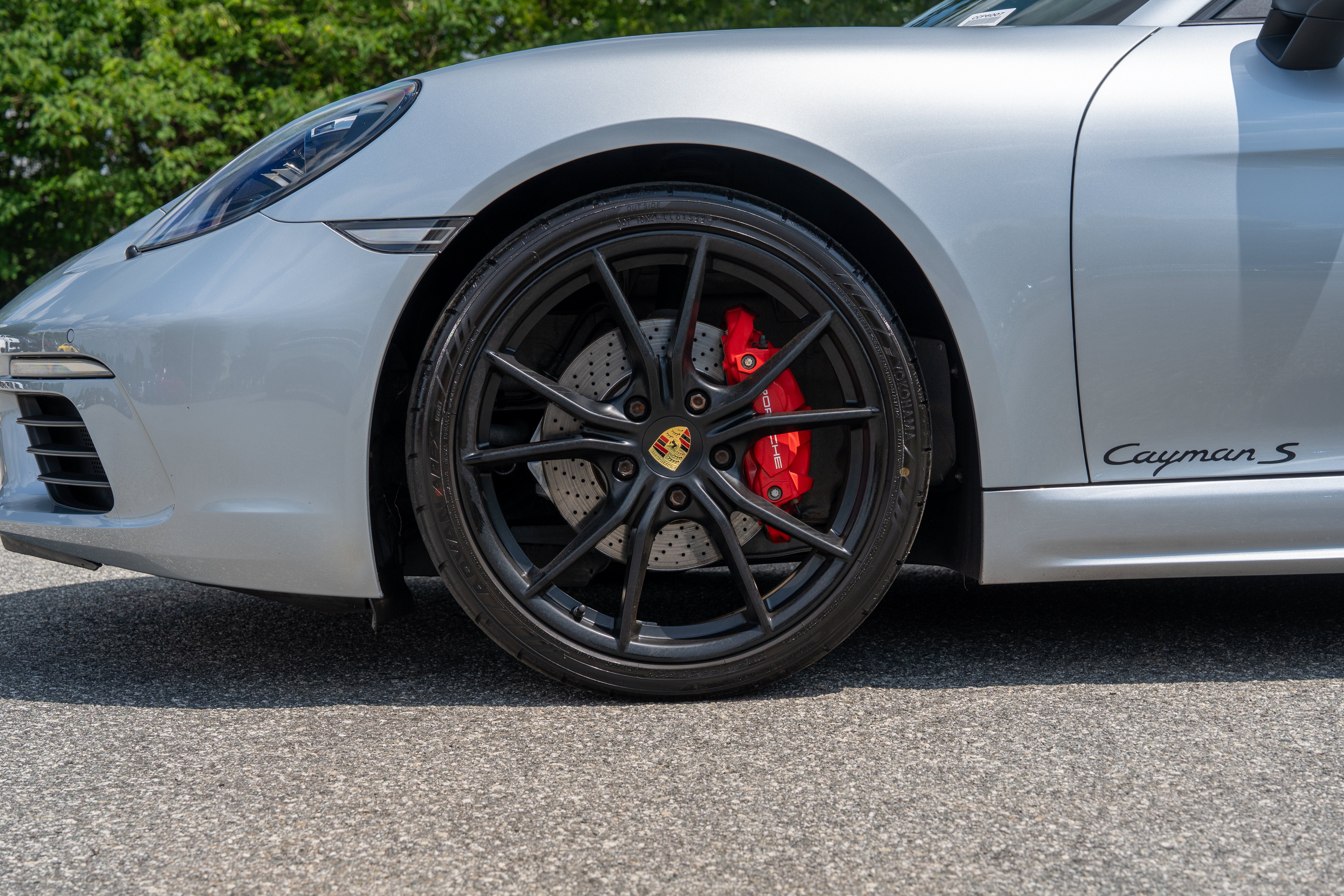 Used 2018 Rhodium Silver Metallic Porsche S image 11