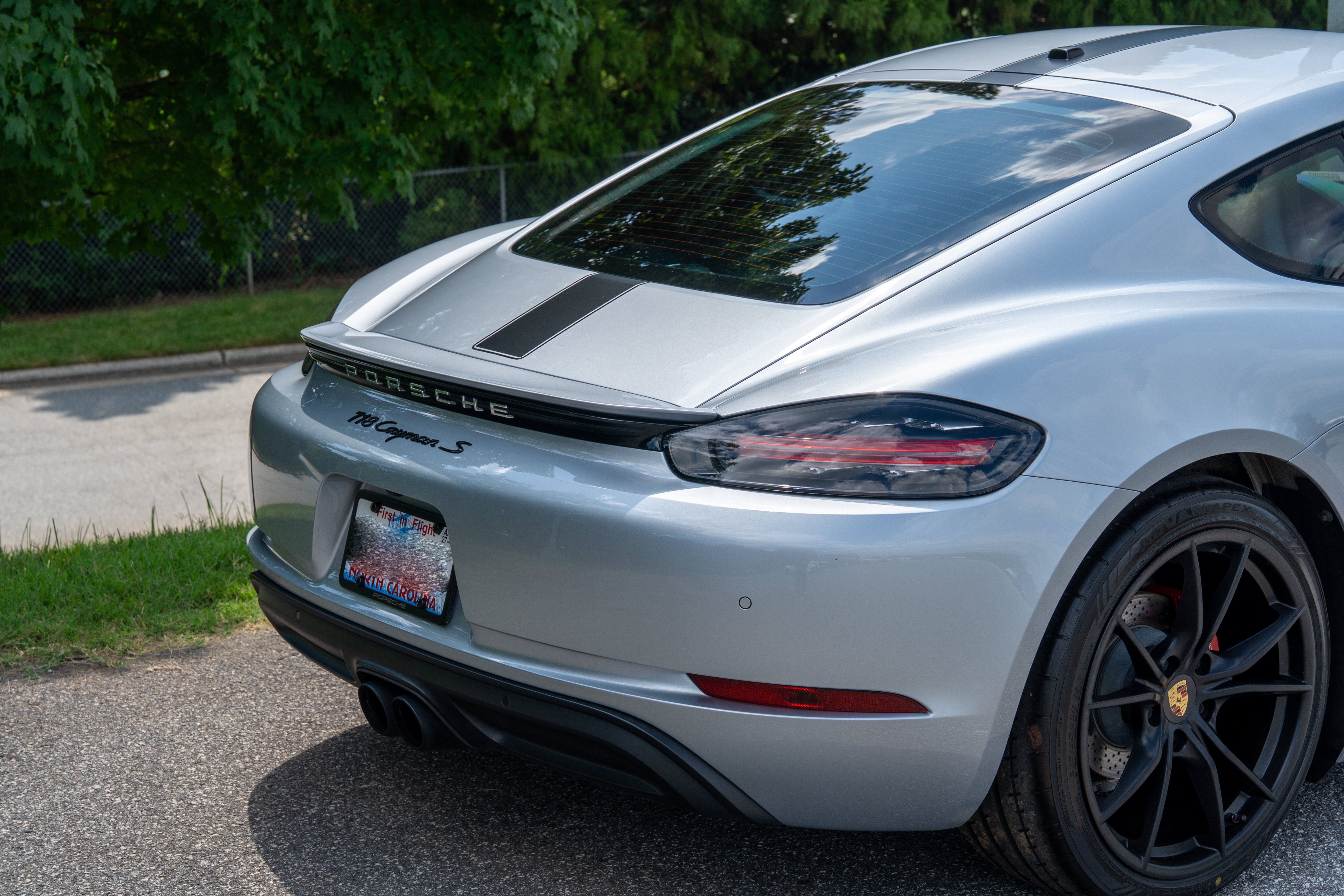 Used 2018 Rhodium Silver Metallic Porsche S image 13
