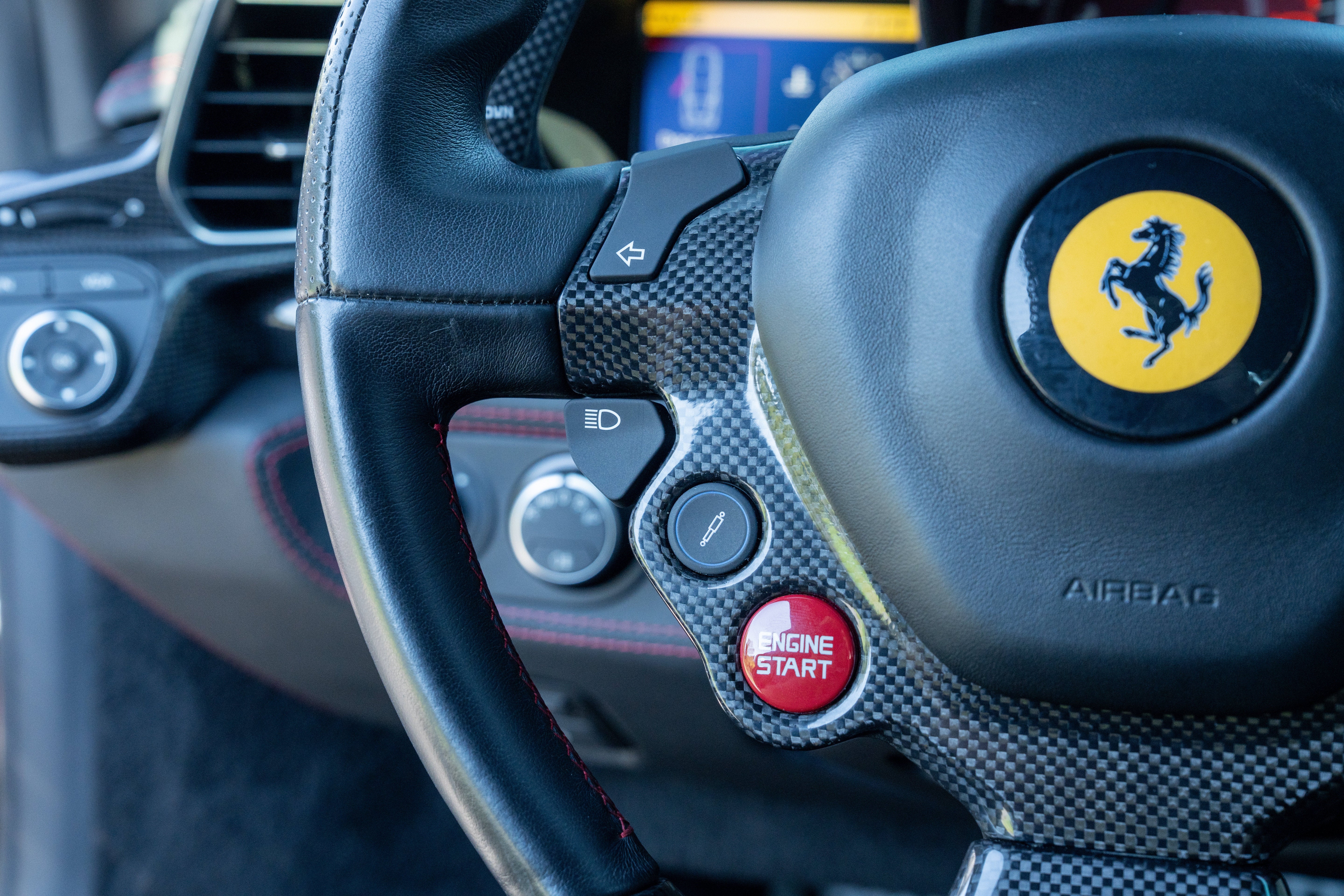 Used 2010 Nero Ferrari  image 35