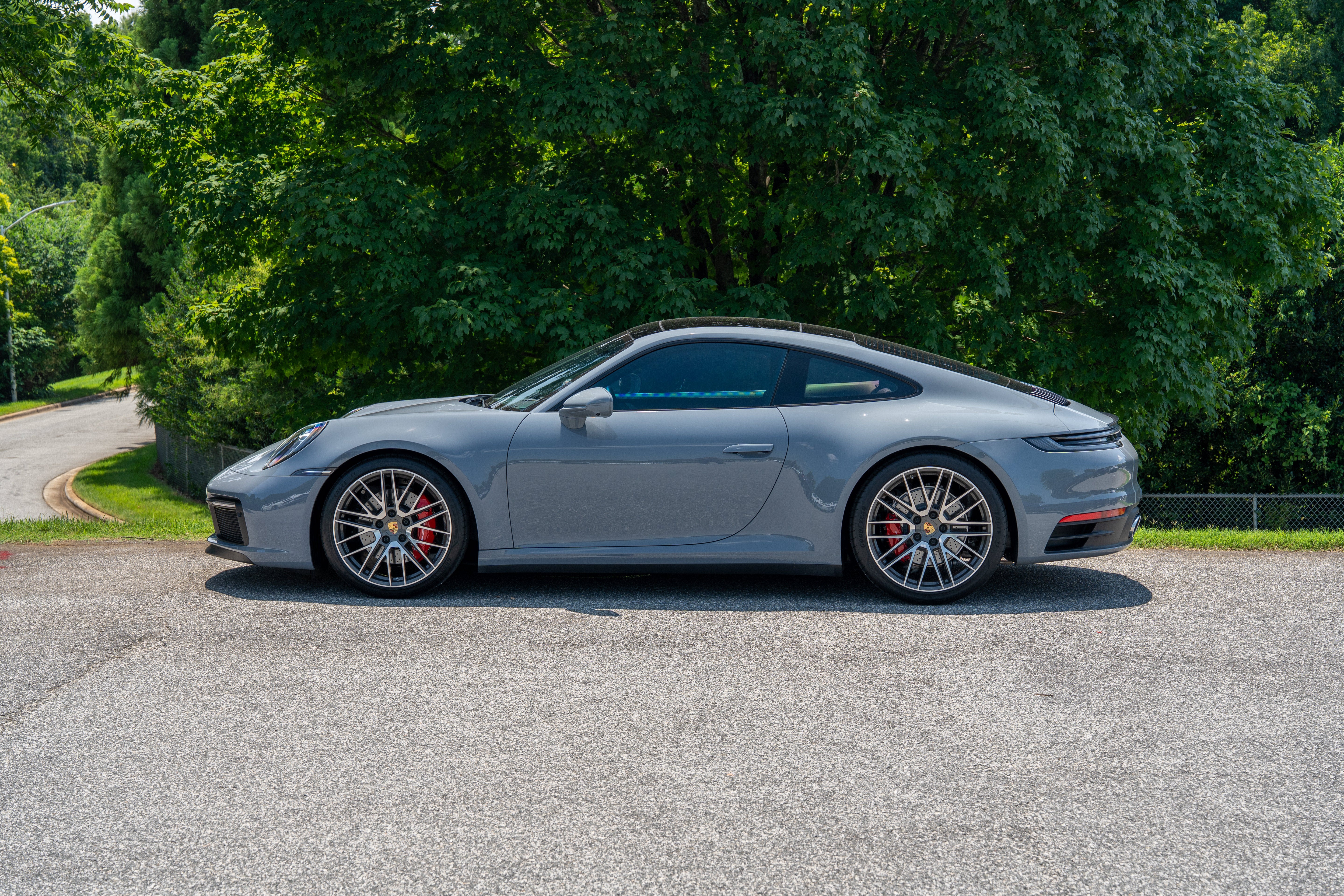 Used 2023 Arctic Grey Porsche Carrera 4S image 2