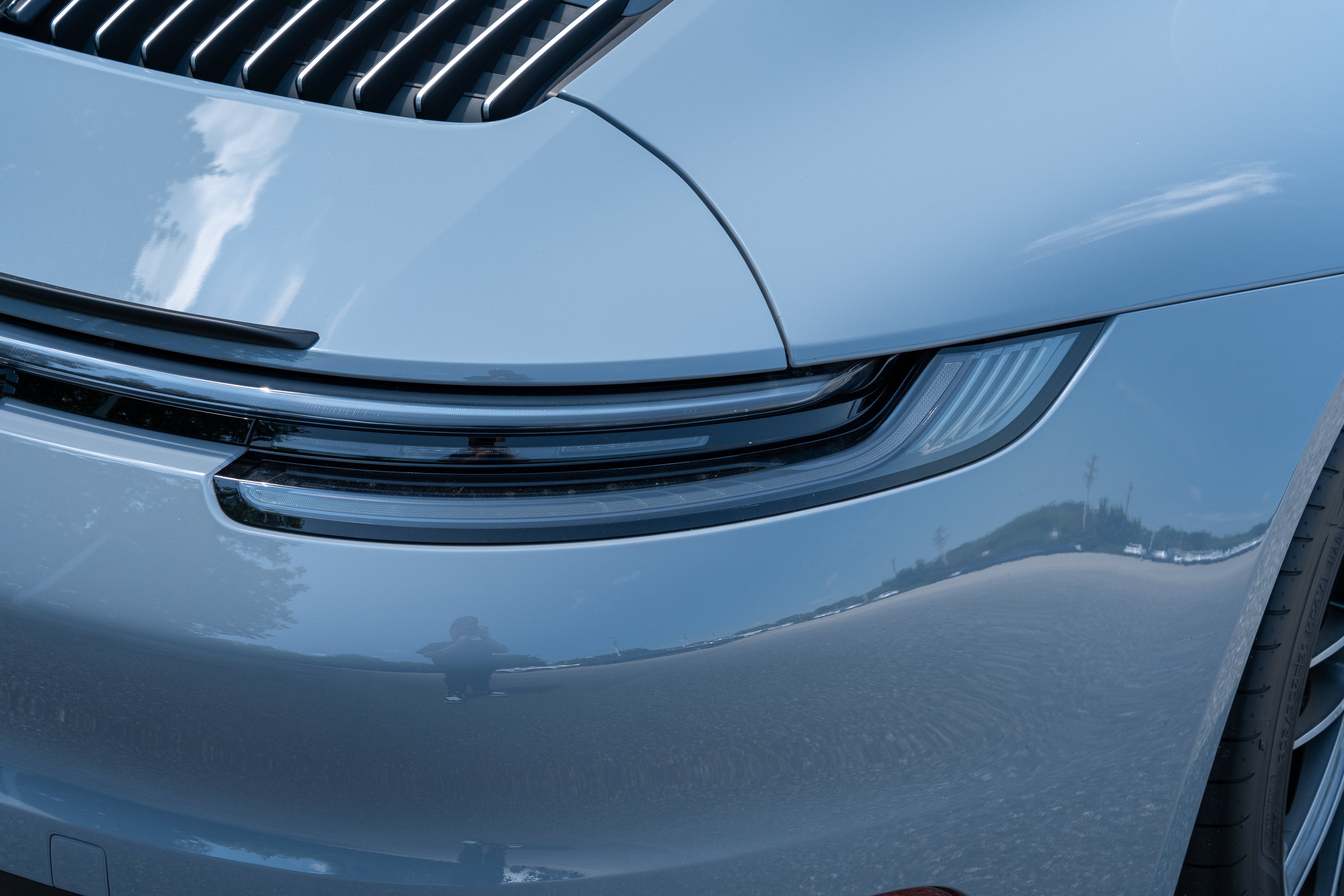 Used 2023 Arctic Grey Porsche Carrera 4S image 14