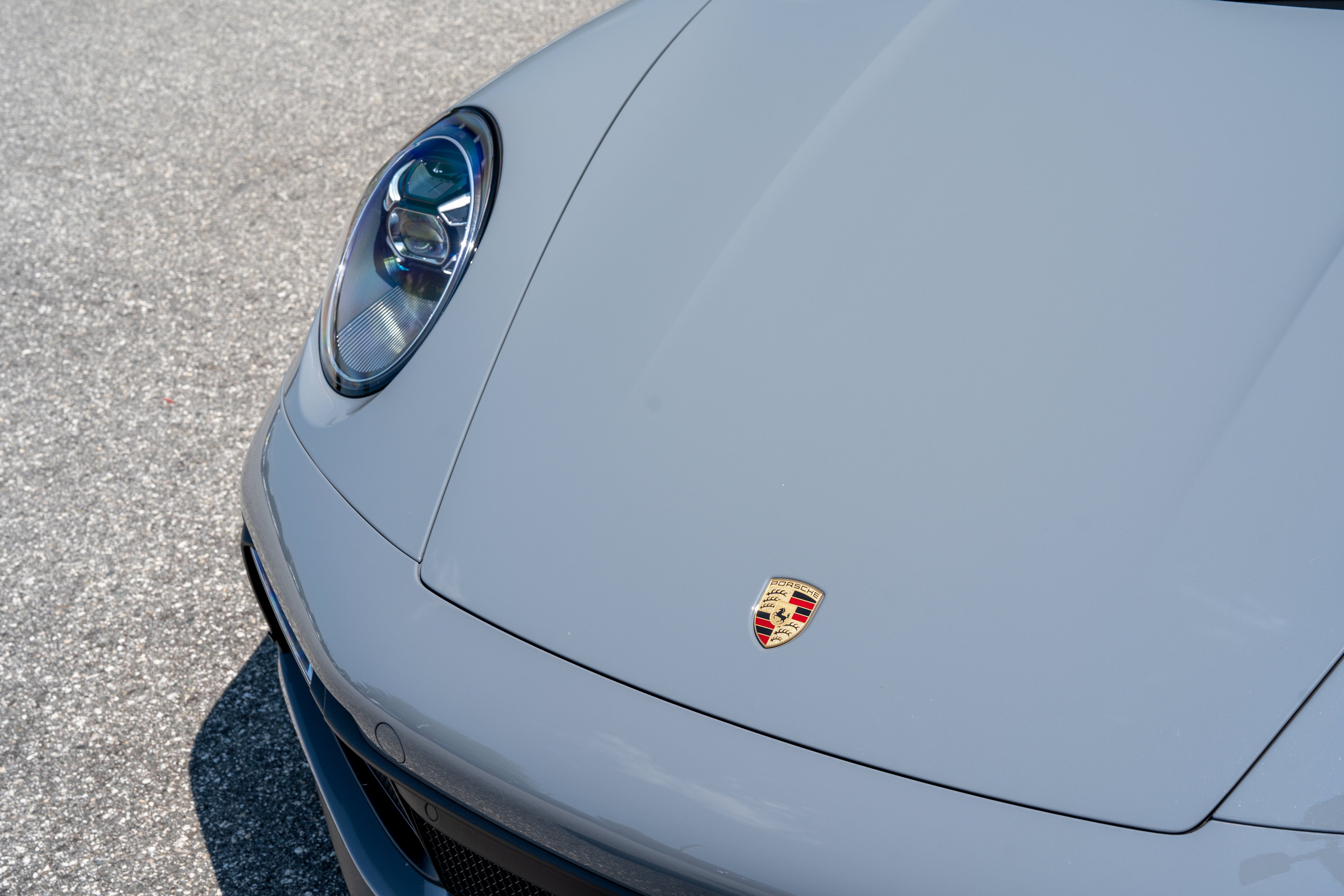 Used 2023 Arctic Grey Porsche Carrera 4S image 18