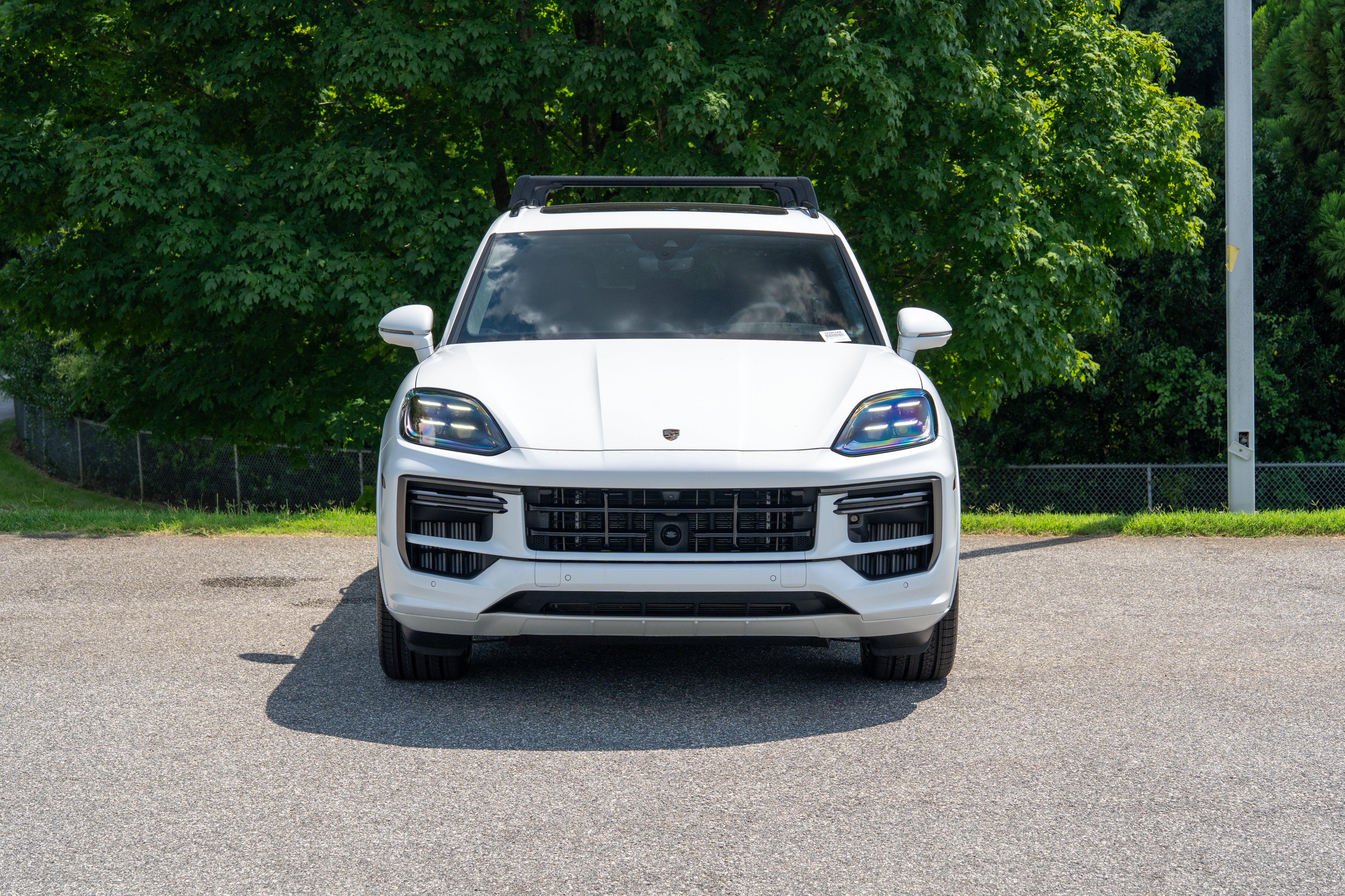 Used 2025 Carrara White Metallic Porsche Turbo E-Hybrid image 10
