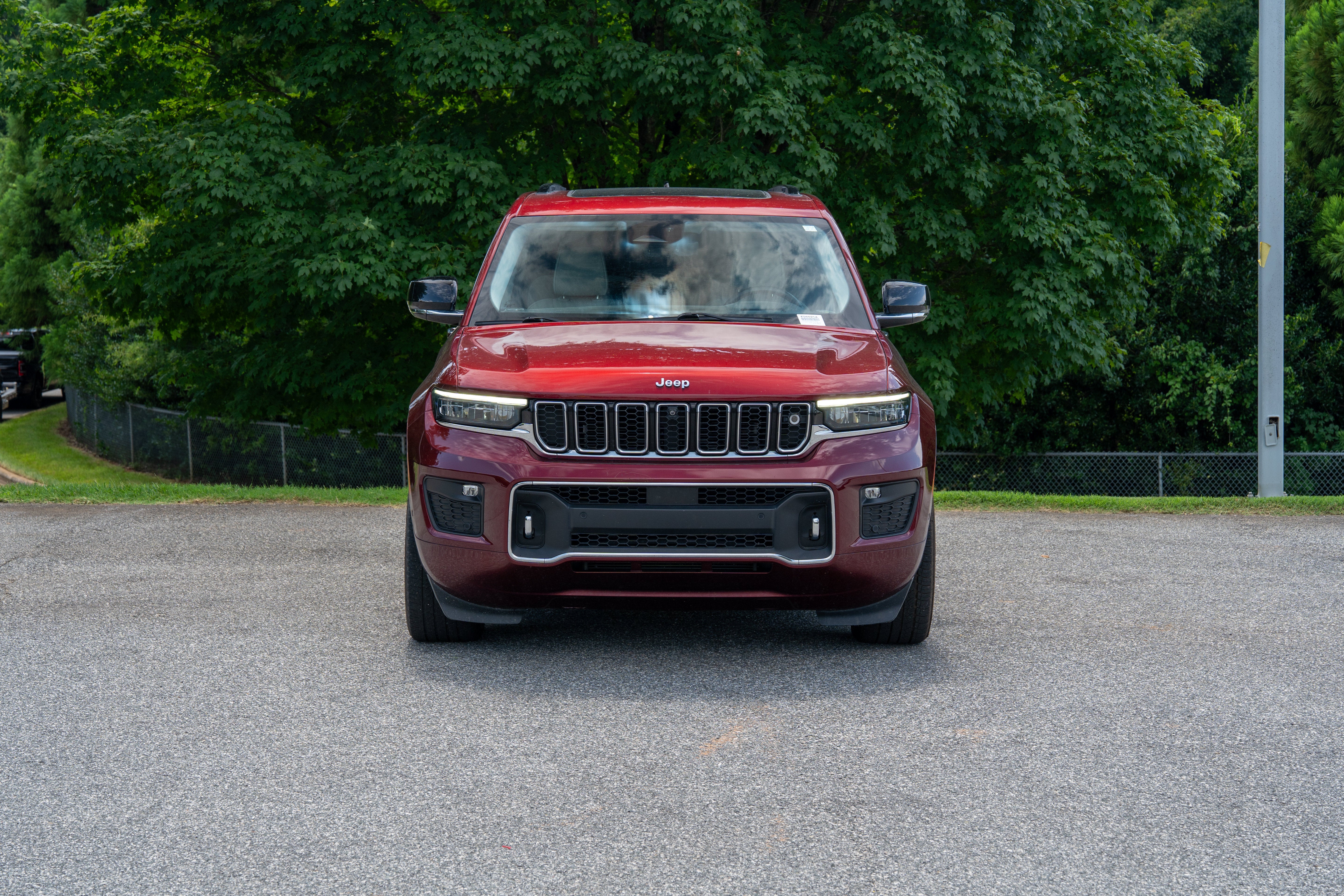 Used 2023 Velvet Red Pearlcoat Jeep Overland image 2