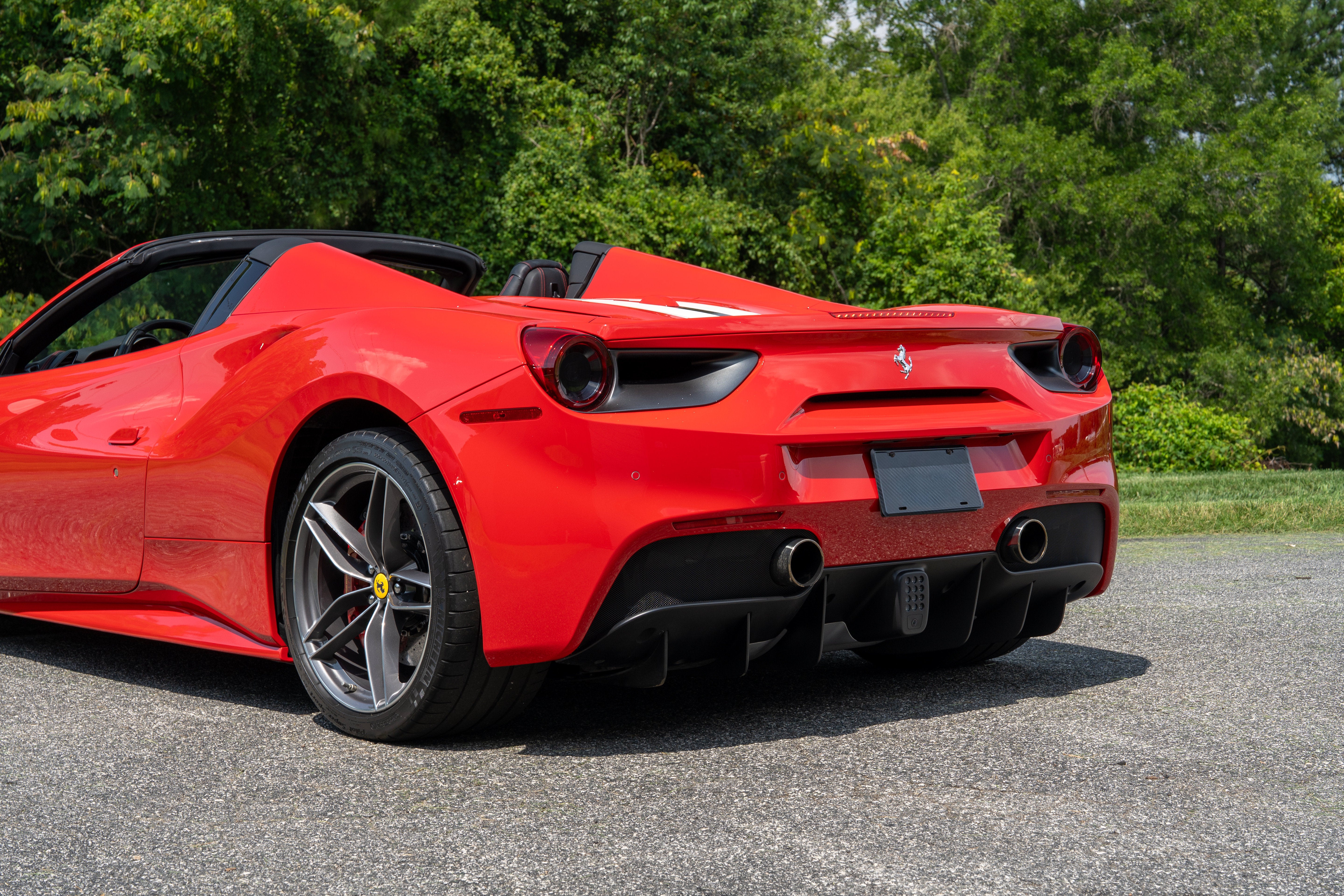 Certified Used 2018 Rosso Corsa Ferrari  image 23