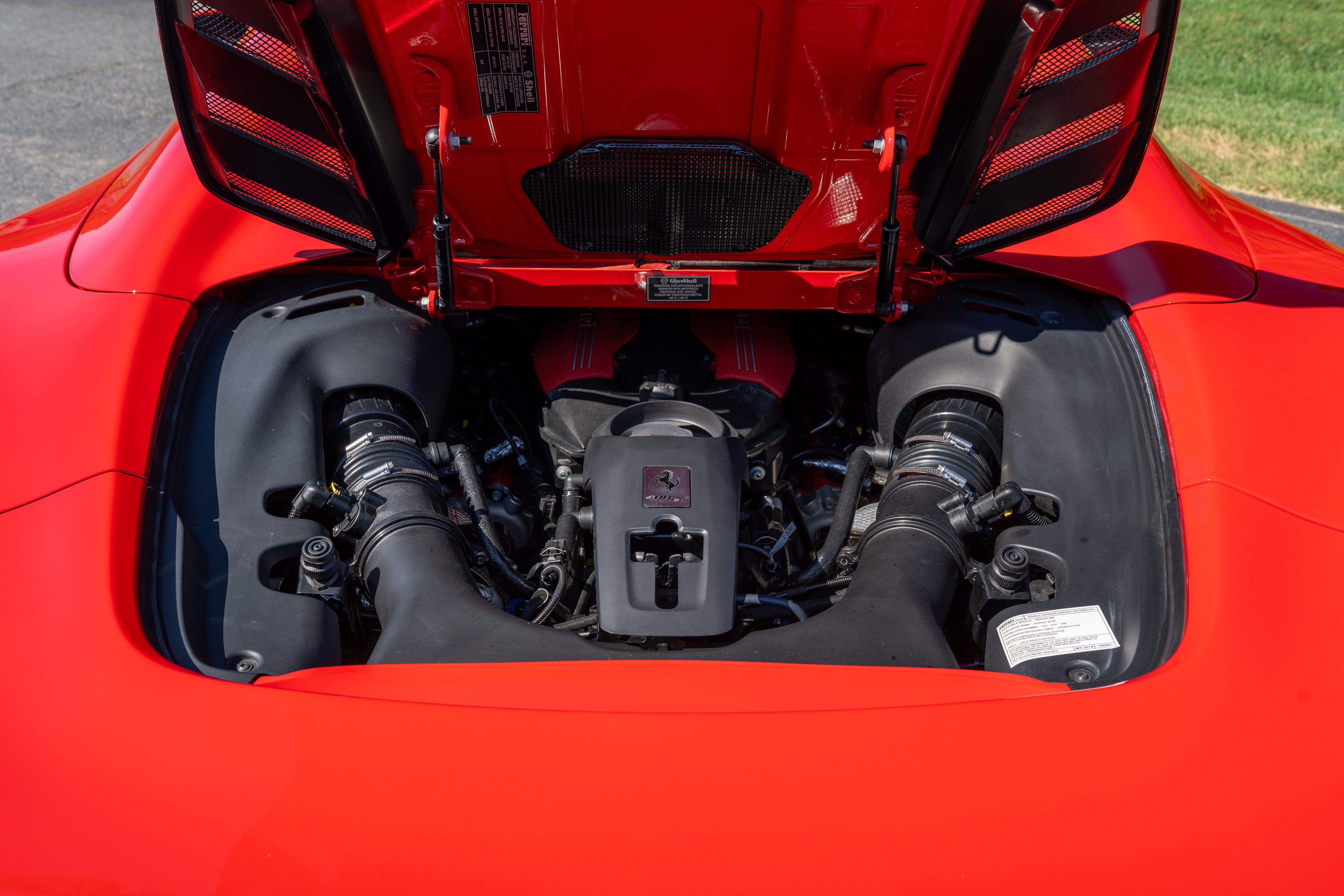 Certified Used 2018 Rosso Corsa Ferrari  image 14