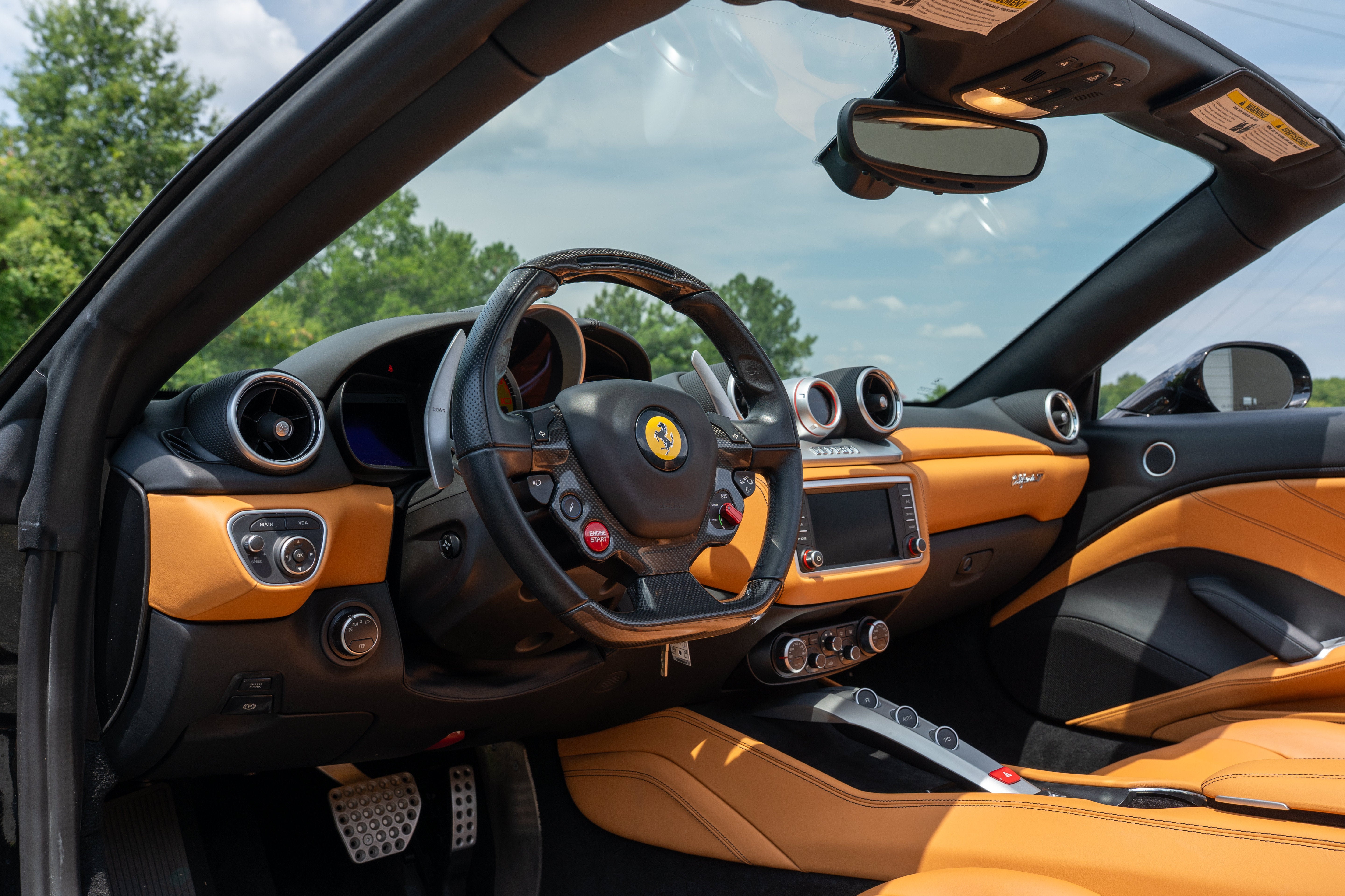 Certified Used 2018 Nero Daytona Ferrari T image 29