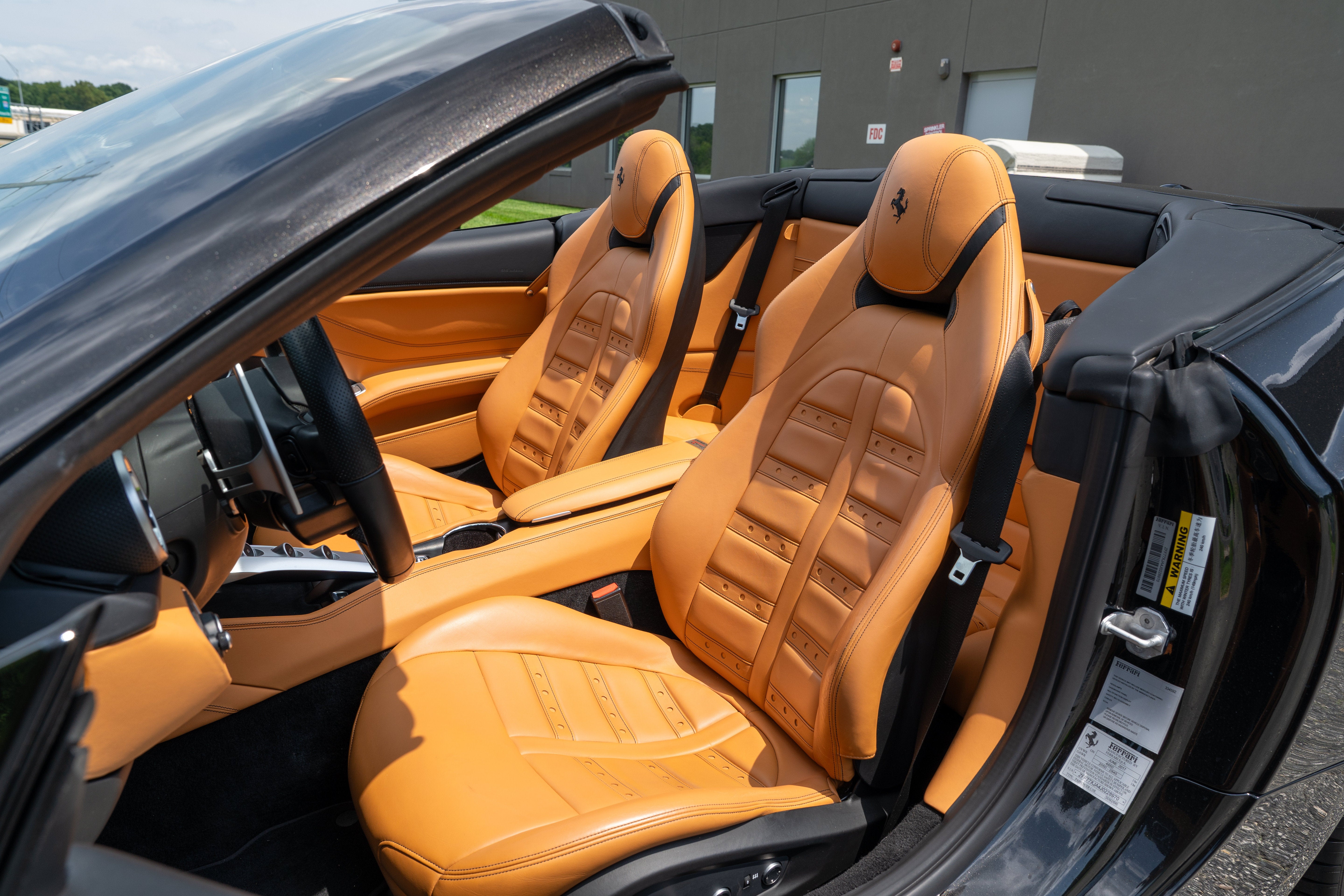 Certified Used 2018 Nero Daytona Ferrari T image 31