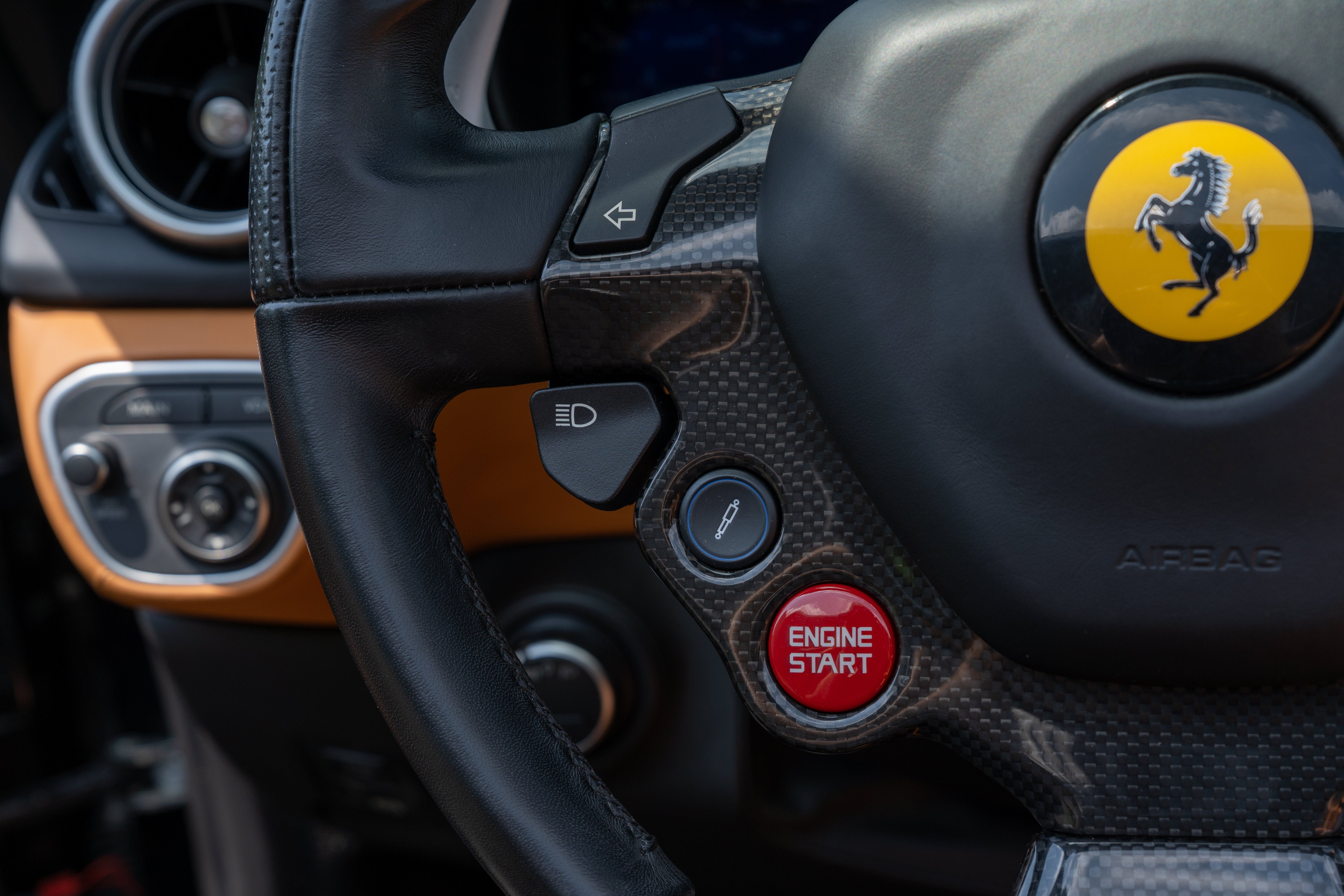 Certified Used 2018 Nero Daytona Ferrari T image 34