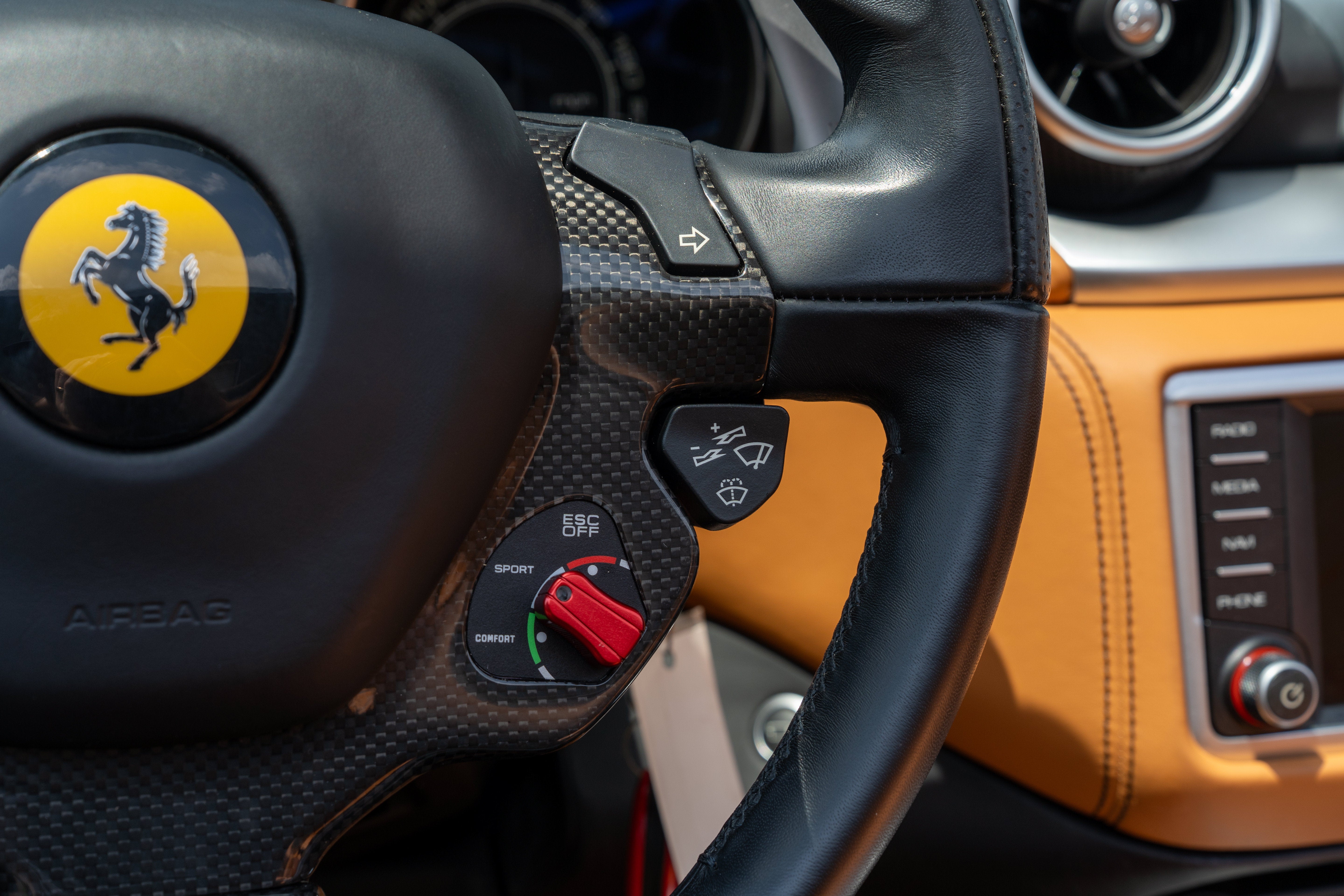 Certified Used 2018 Nero Daytona Ferrari T image 35