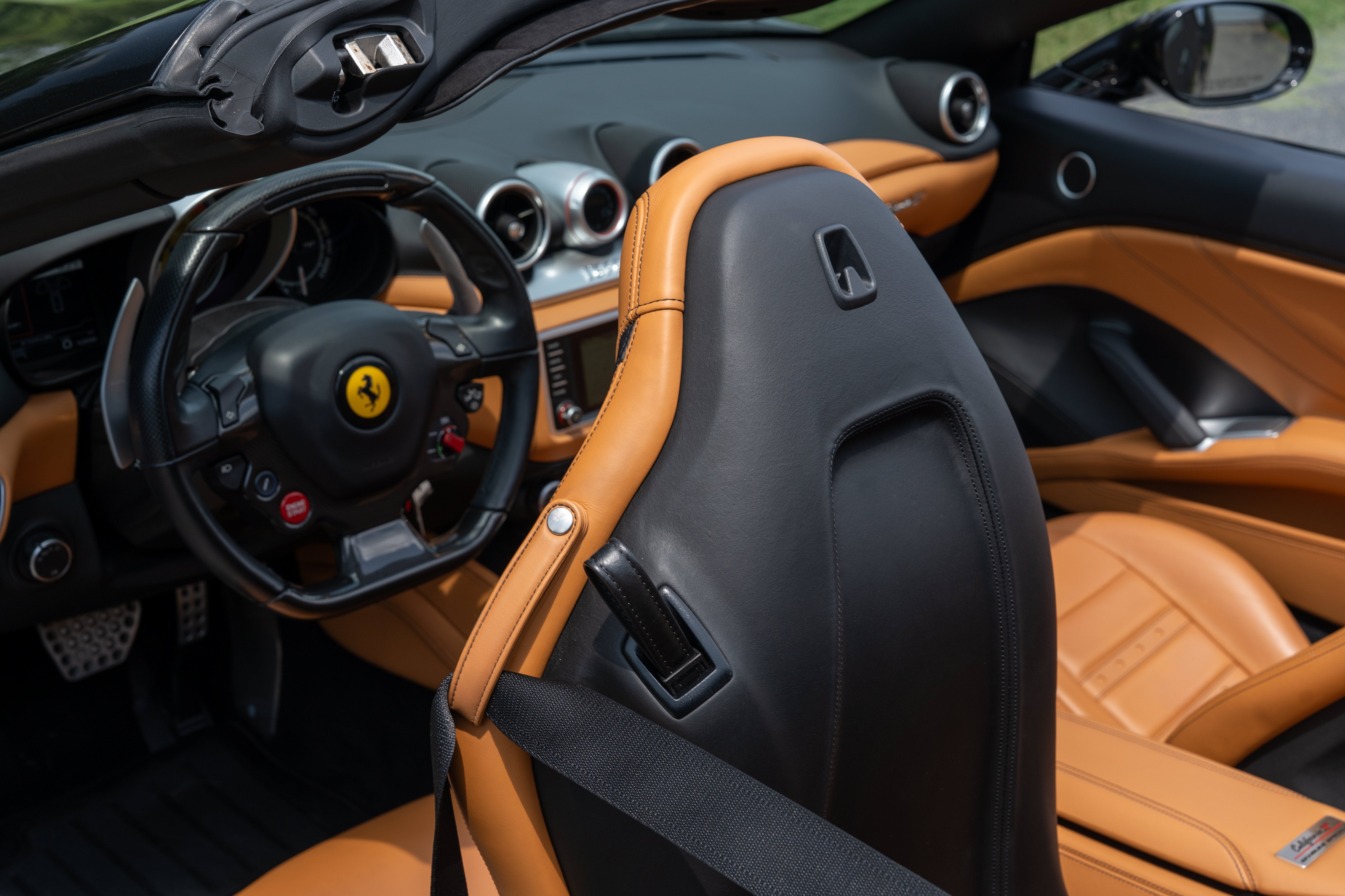 Certified Used 2018 Nero Daytona Ferrari T image 44