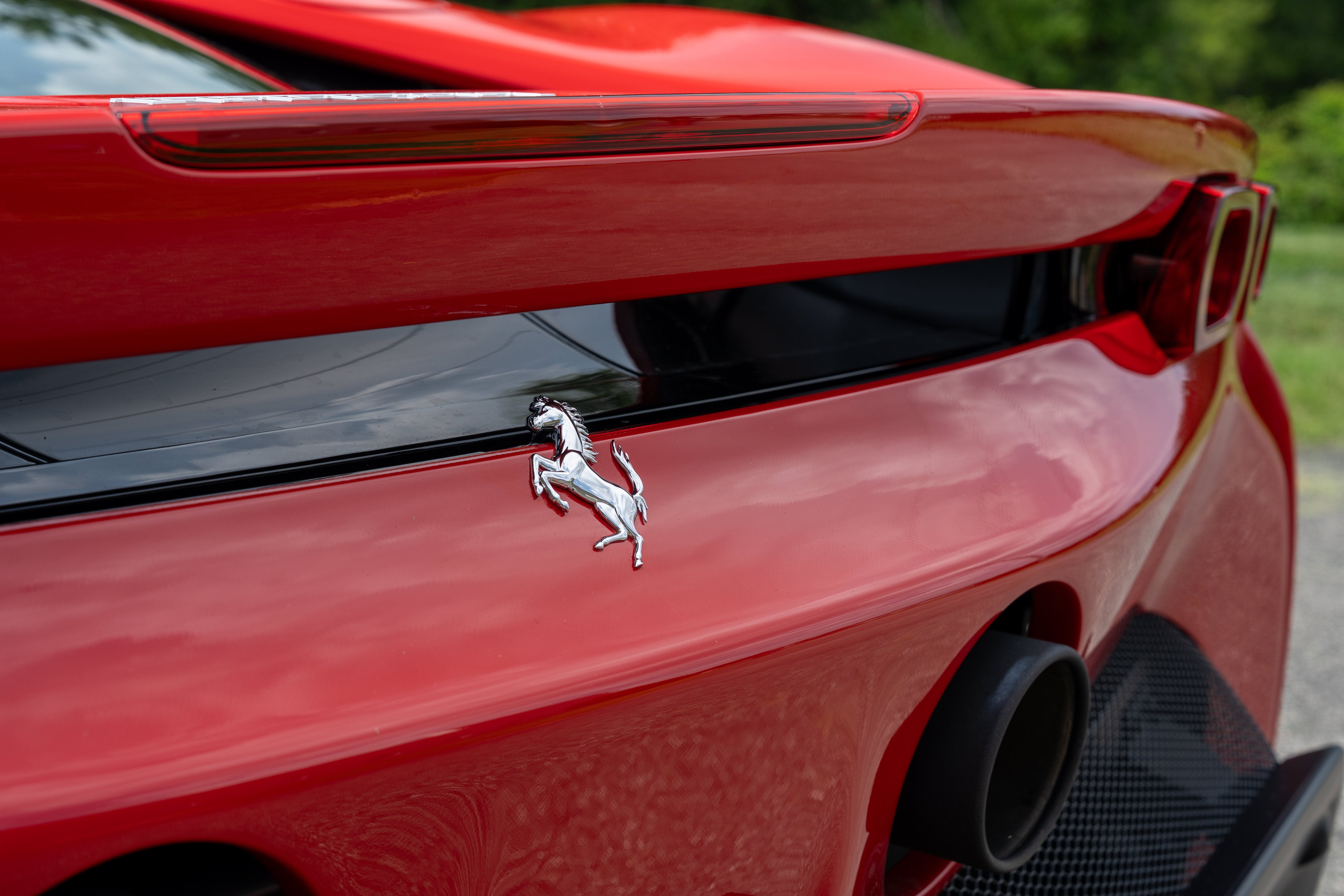 Certified Used 2022 Rosso Corsa Ferrari  image 17