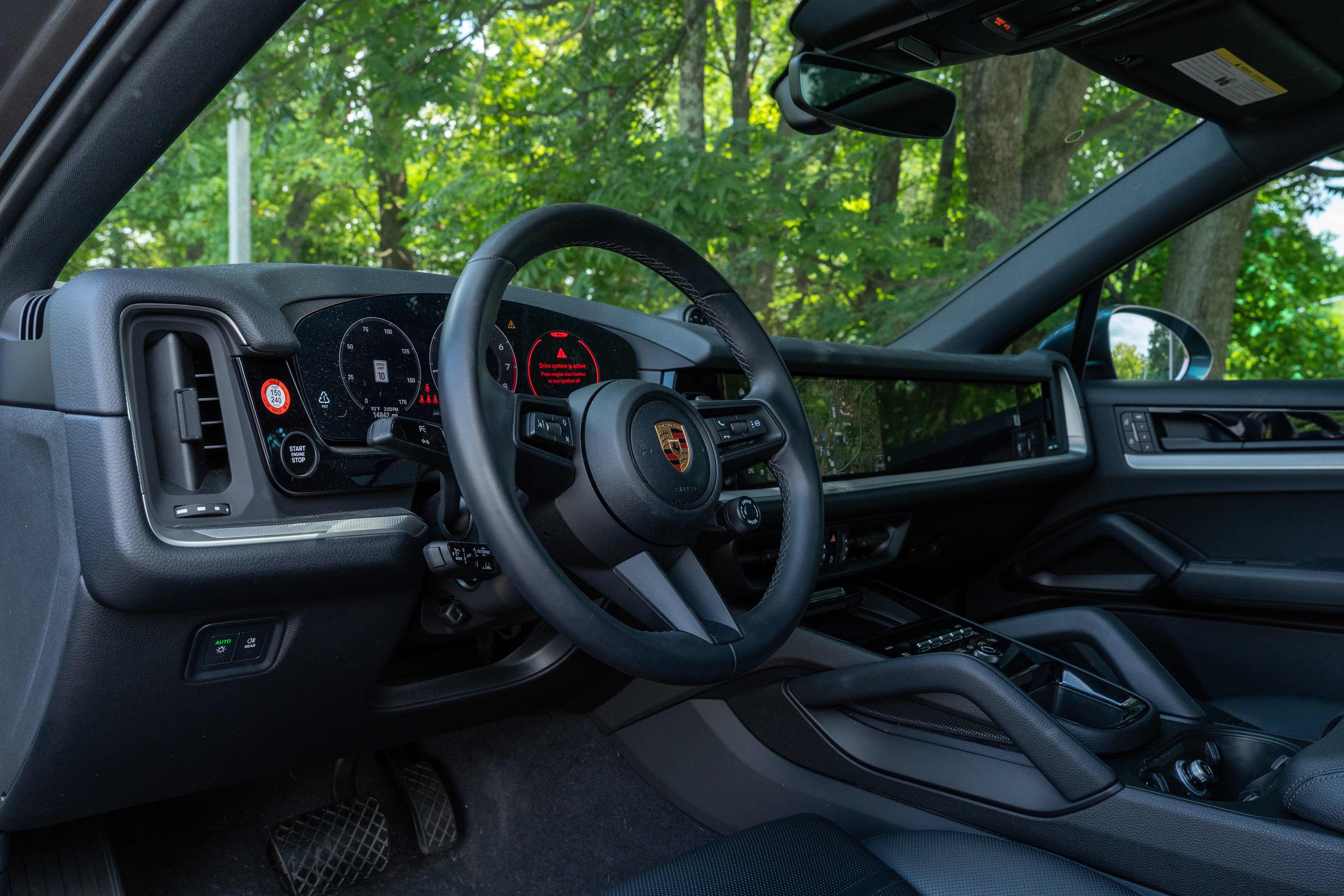 Used 2024 Gray Porsche Coupe image 4