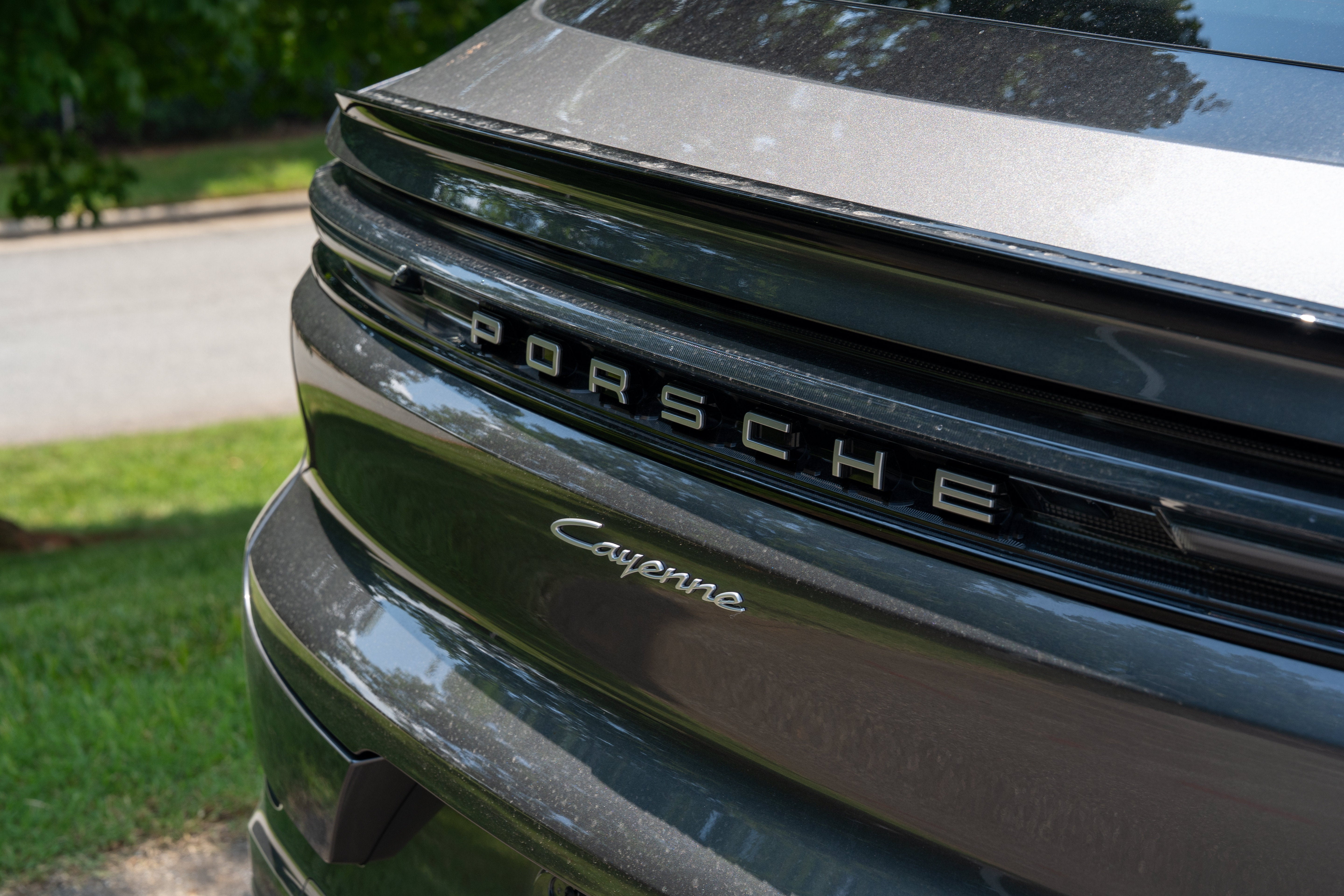 Used 2024 Gray Porsche Coupe image 15