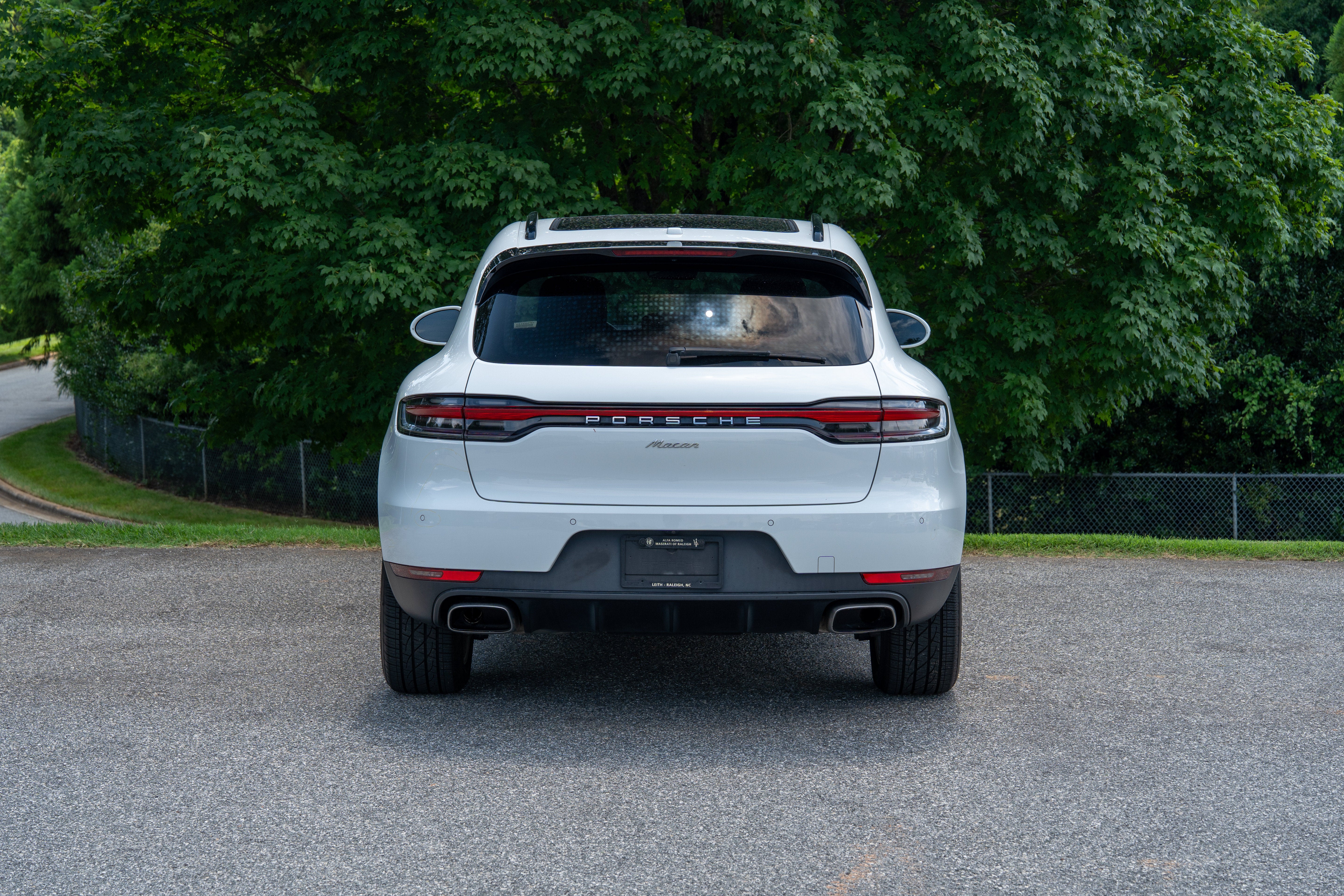 Used 2019 White Porsche  image 6