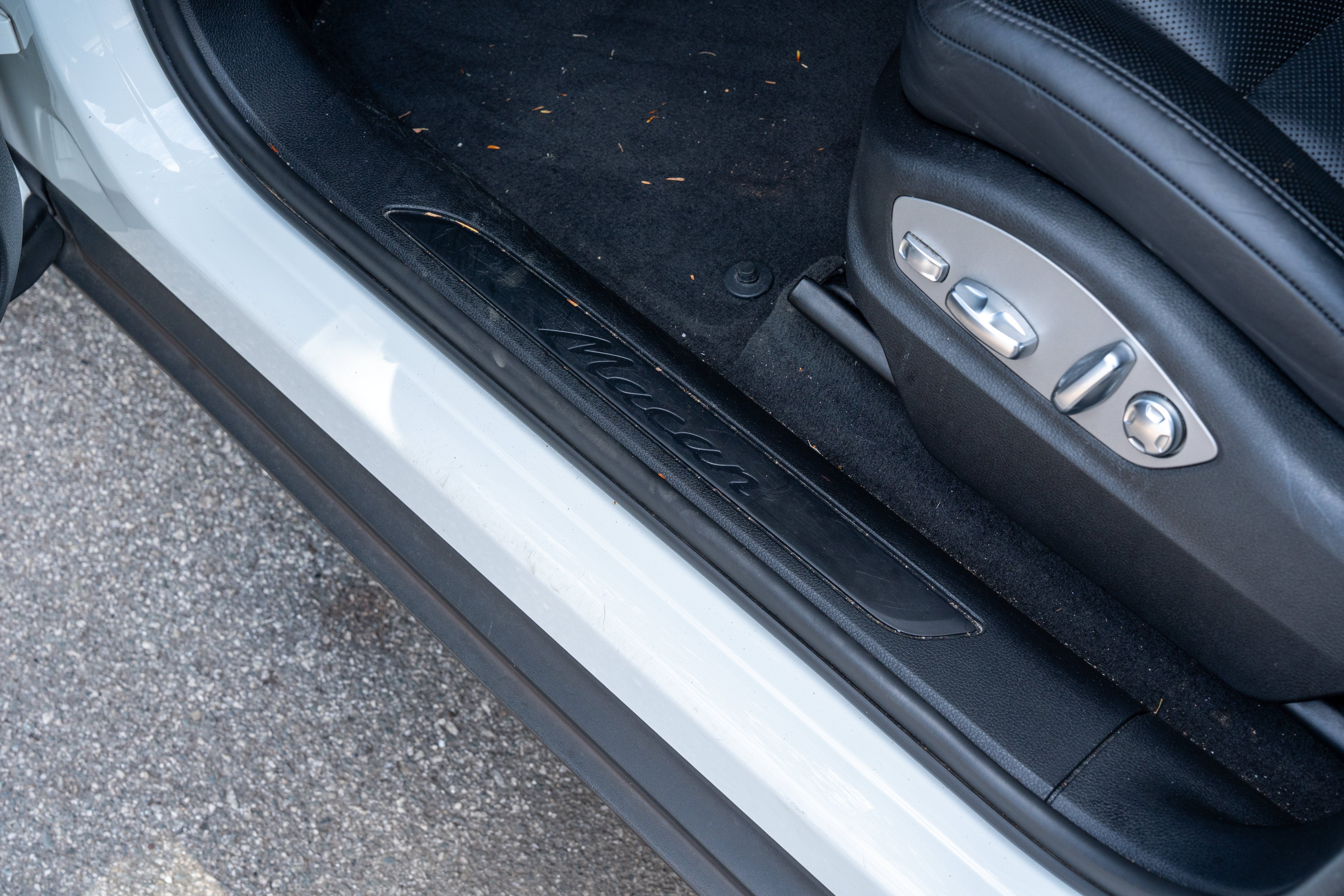Used 2019 White Porsche  image 23