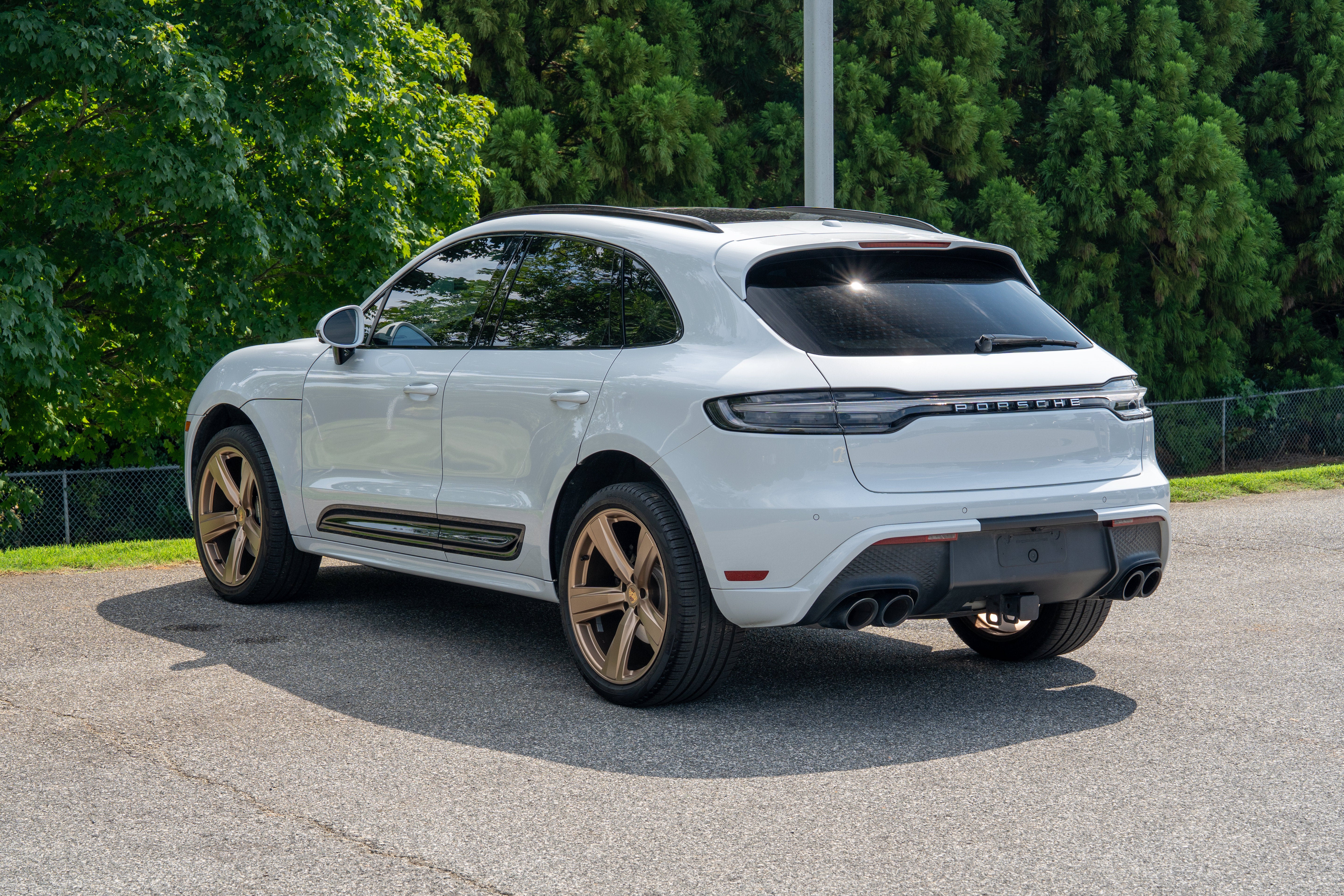 Used 2024 Carrara White Metallic Porsche Base image 3