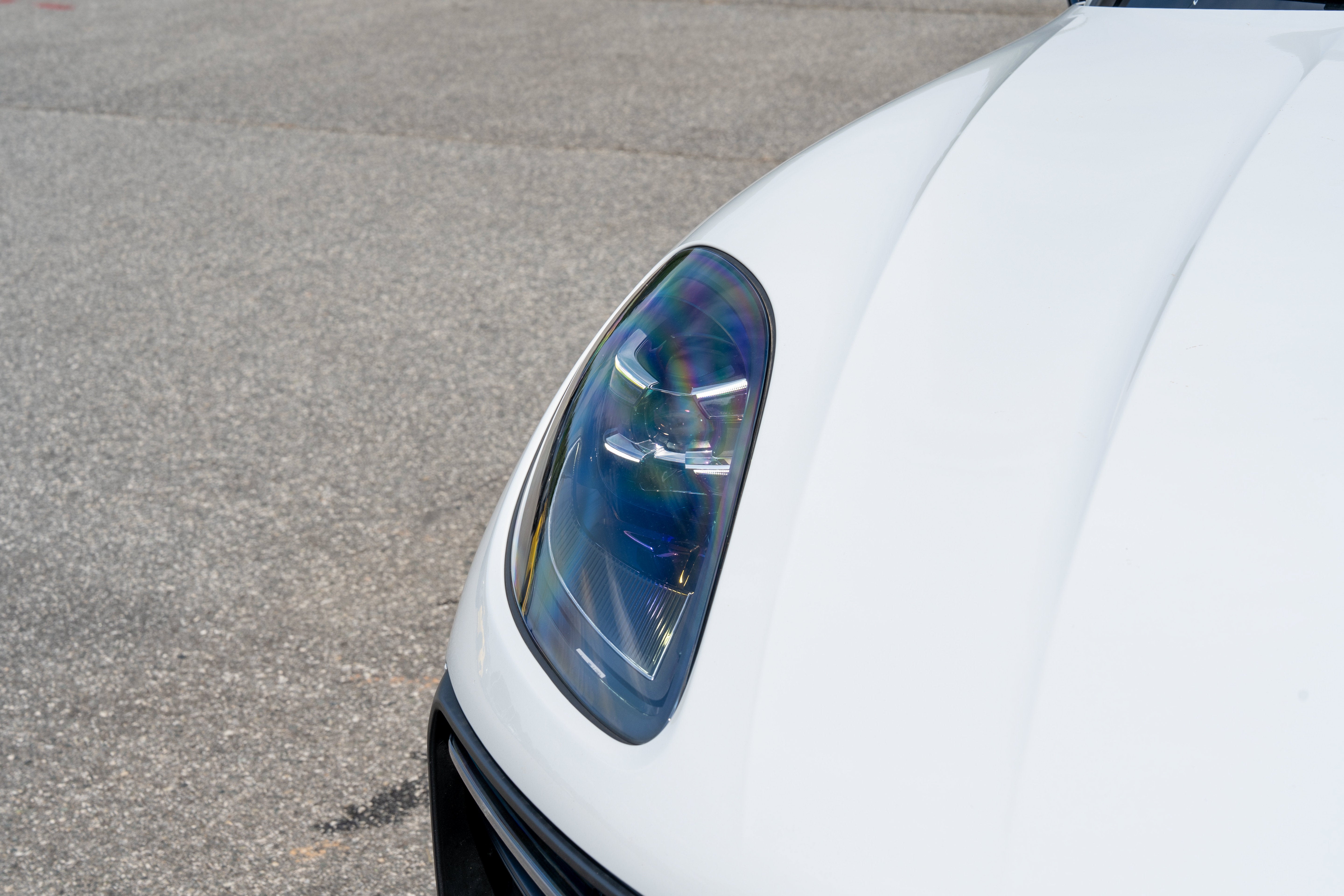 Used 2024 Carrara White Metallic Porsche Base image 19