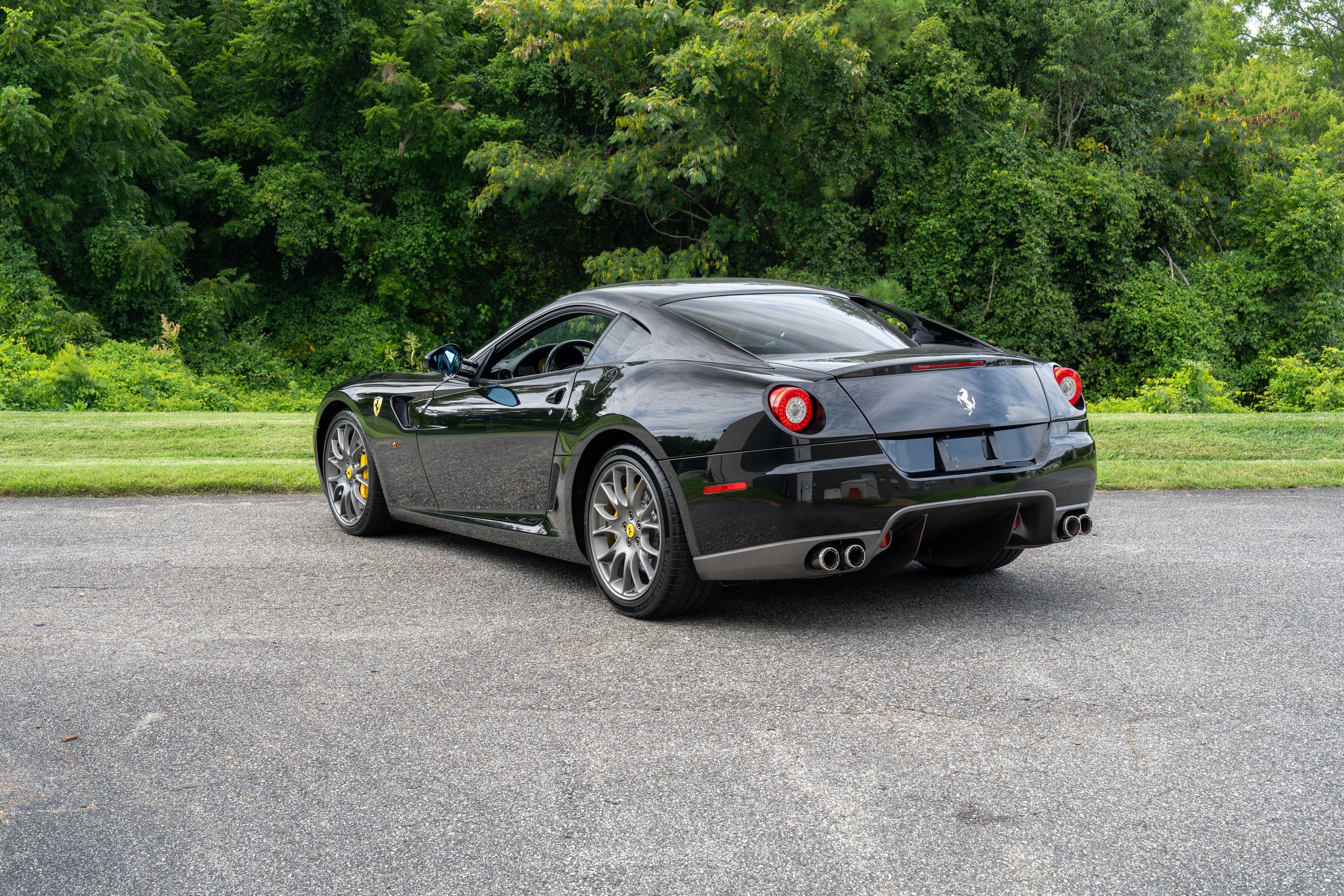 Used 2009 Nero Ferrari  image 2