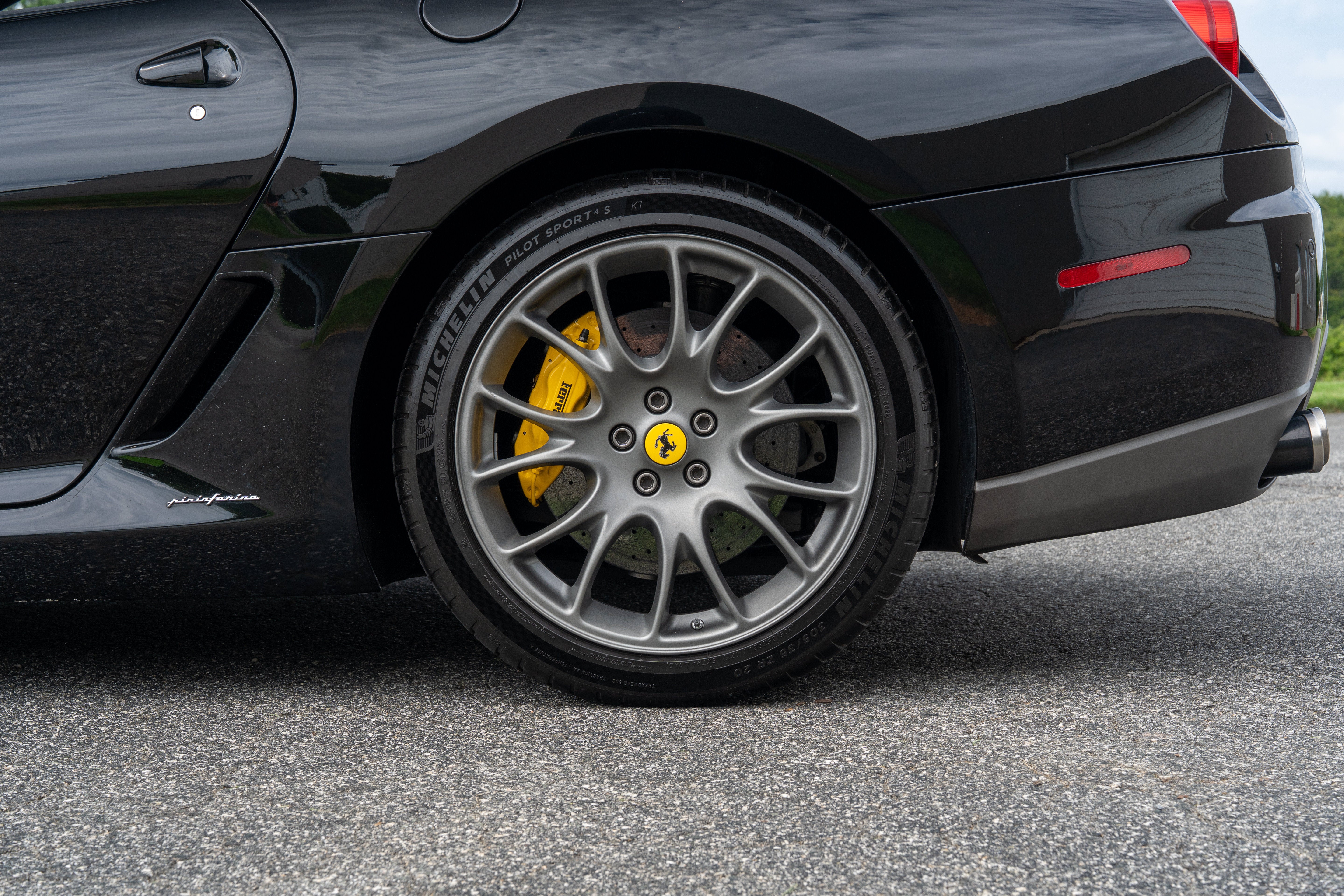Used 2009 Nero Ferrari  image 11