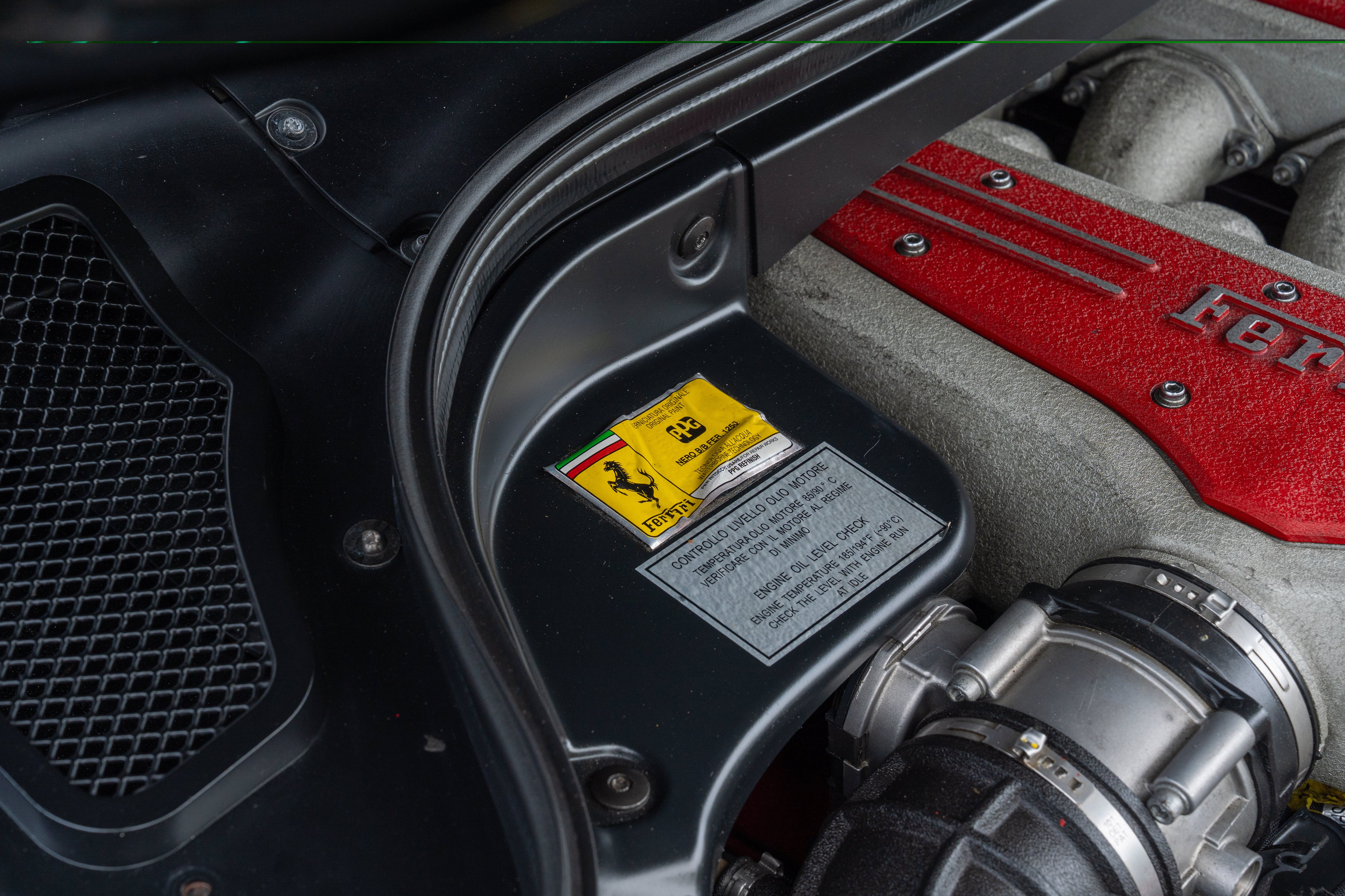 Used 2009 Nero Ferrari  image 23