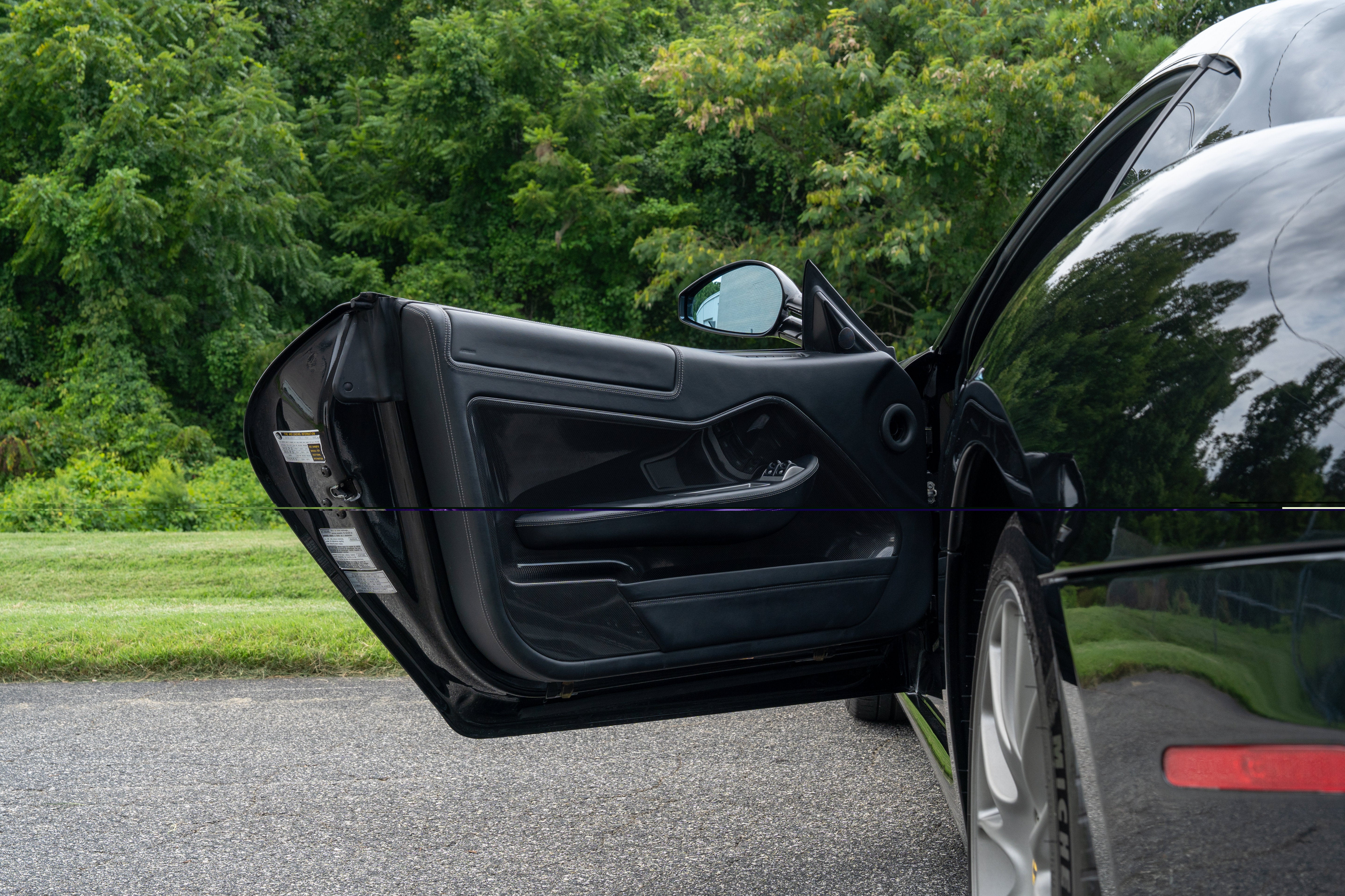 Used 2009 Nero Ferrari  image 25