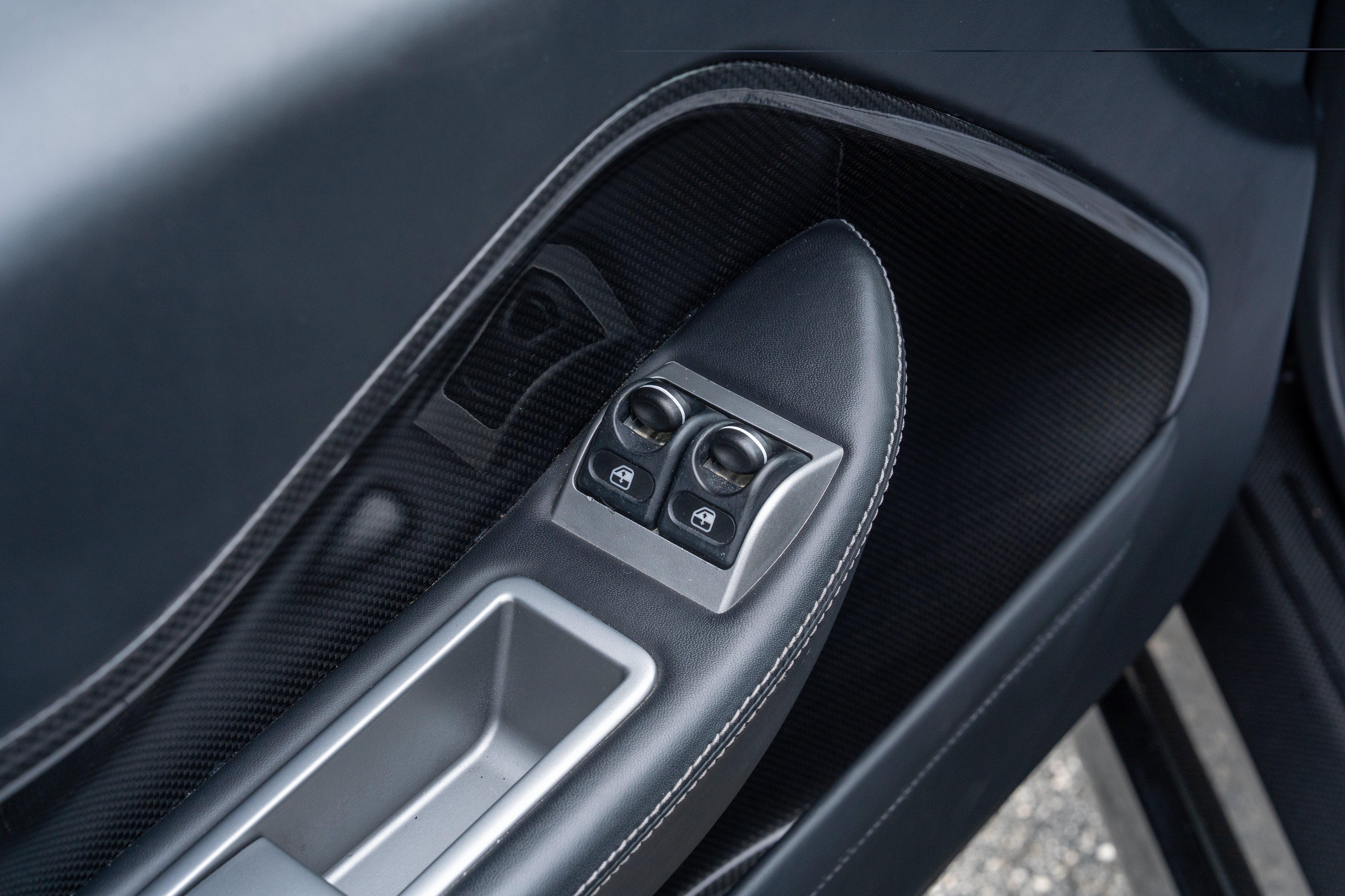 Used 2009 Nero Ferrari  image 26