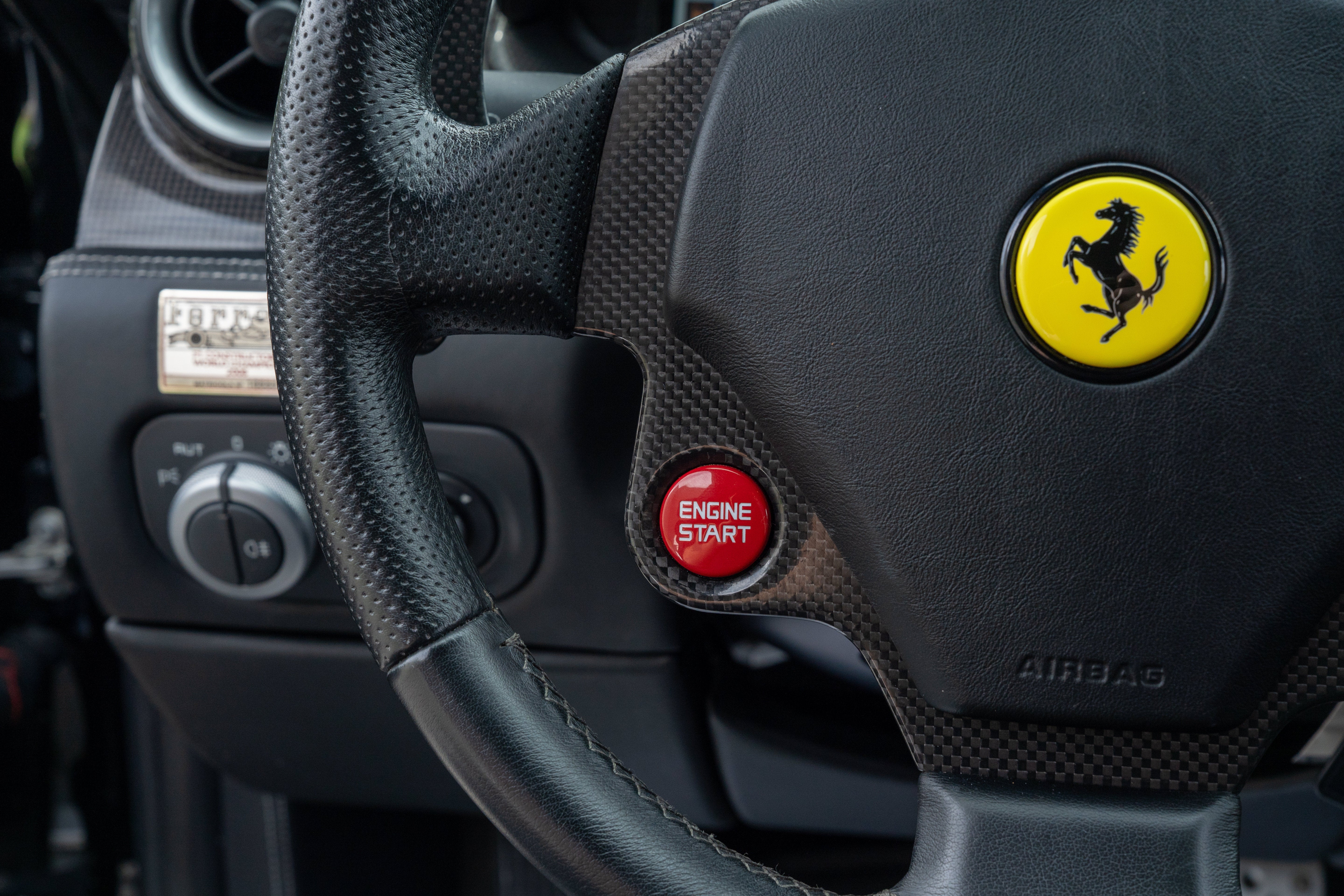 Used 2009 Nero Ferrari  image 32