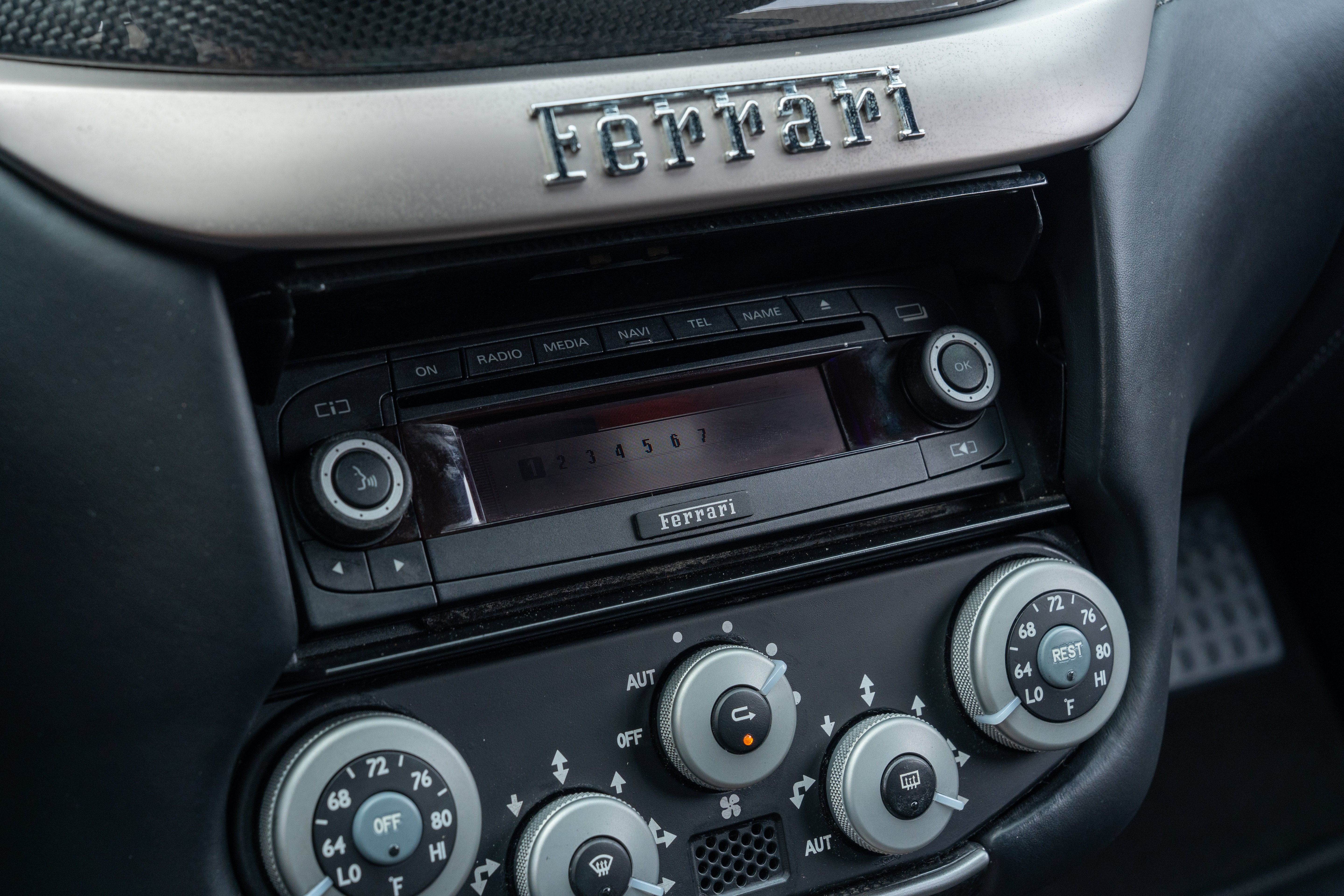 Used 2009 Nero Ferrari  image 39