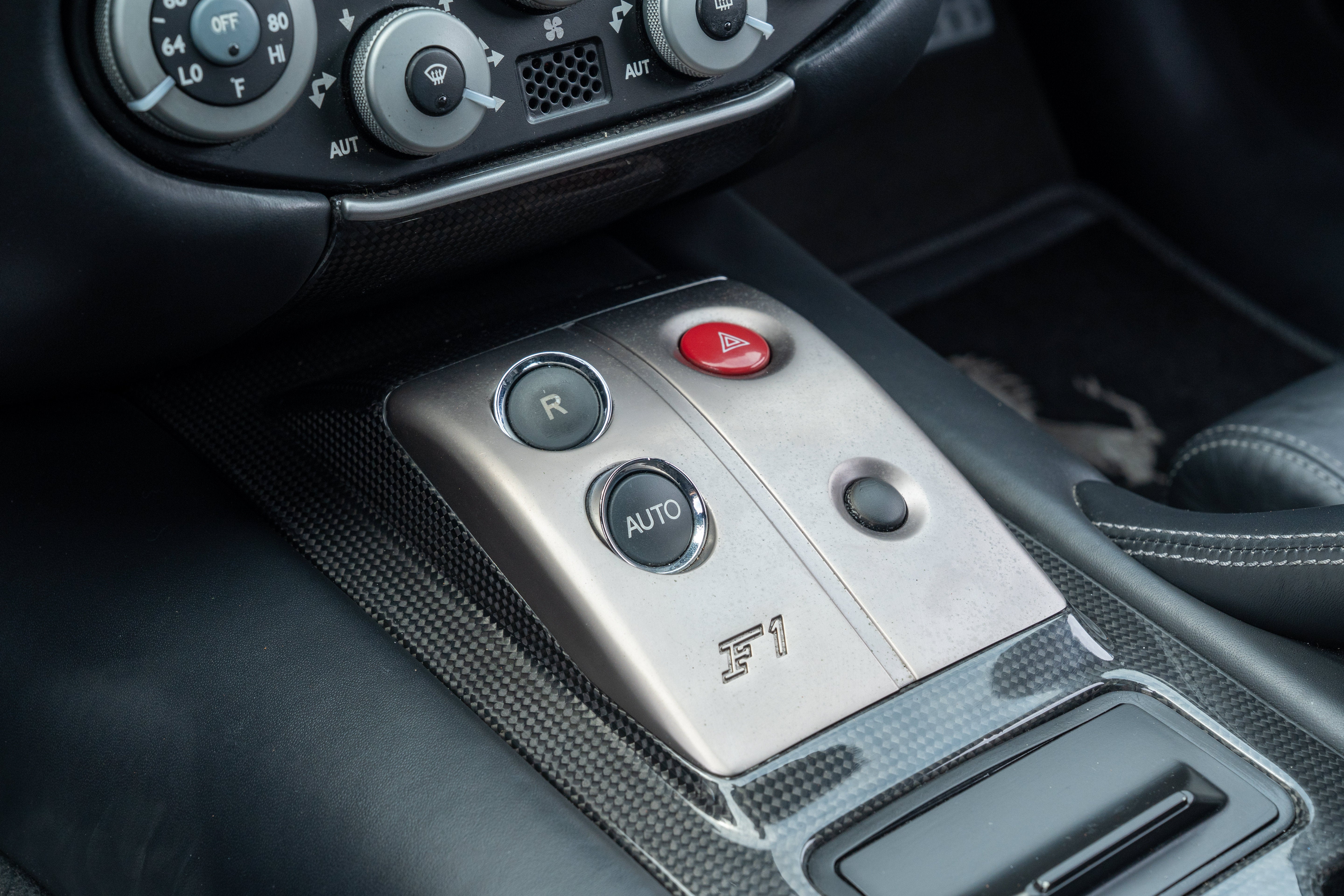 Used 2009 Nero Ferrari  image 41