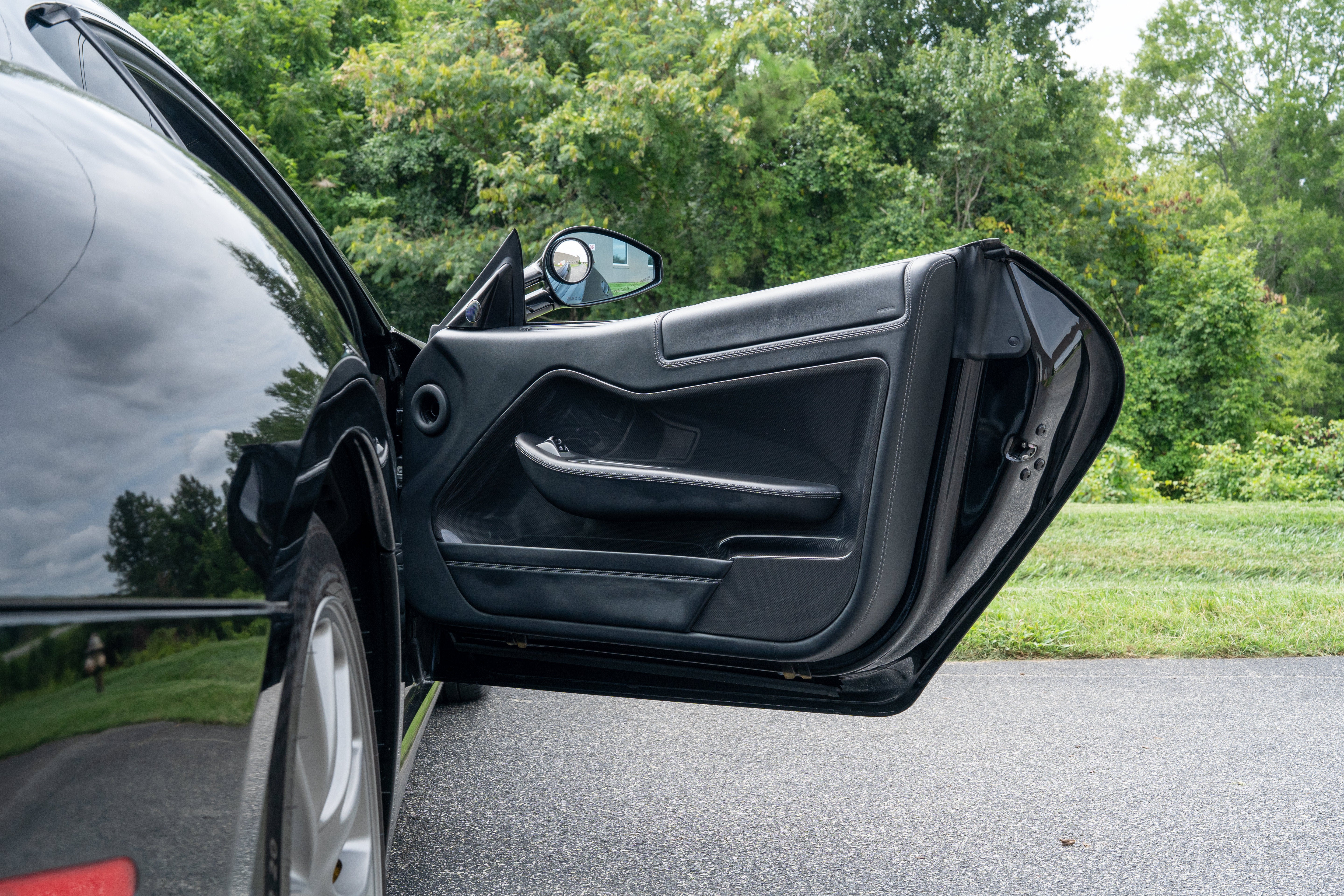 Used 2009 Nero Ferrari  image 43