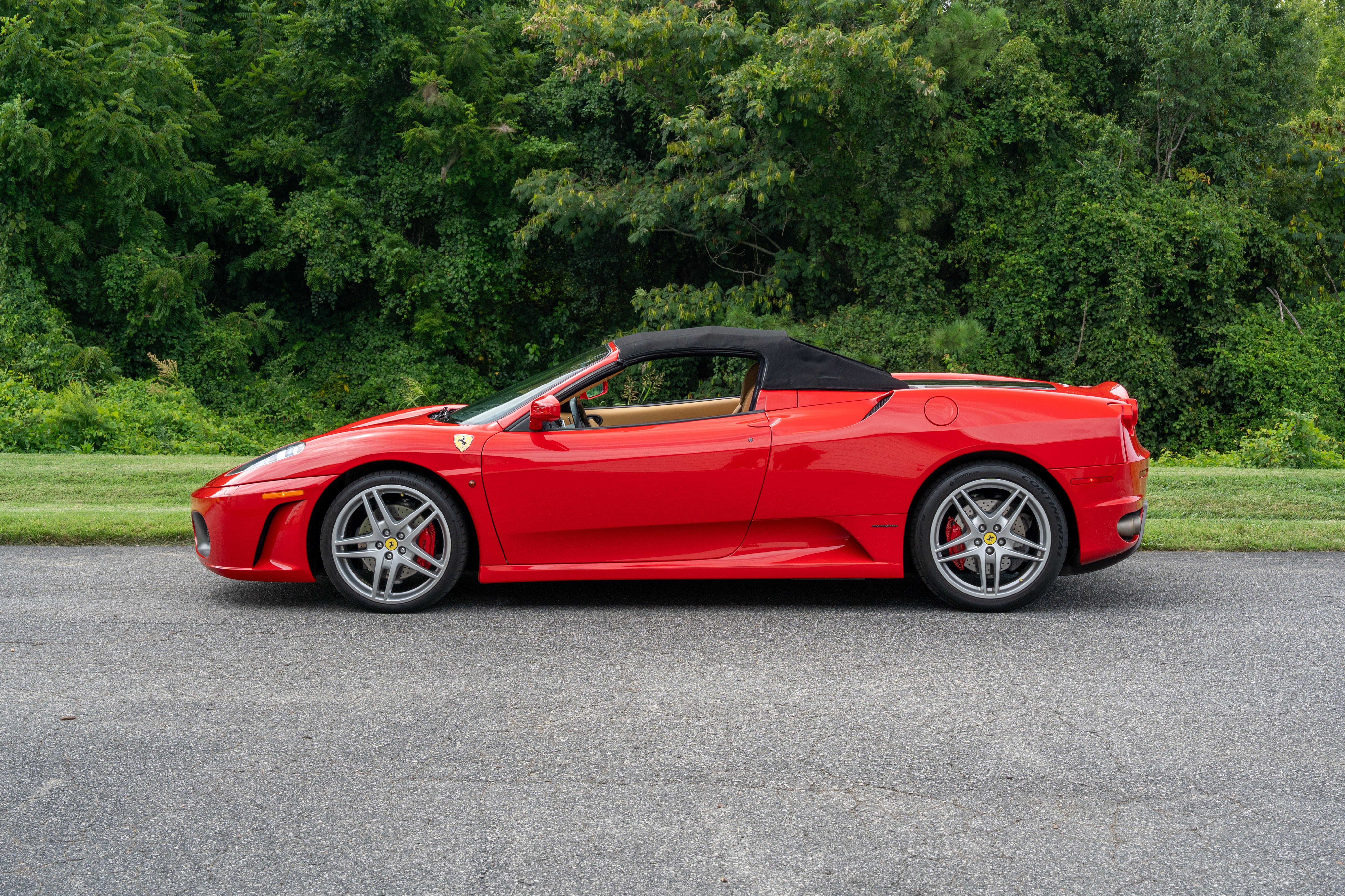 Used 2006 Rosso Corsa Ferrari Spider image 3