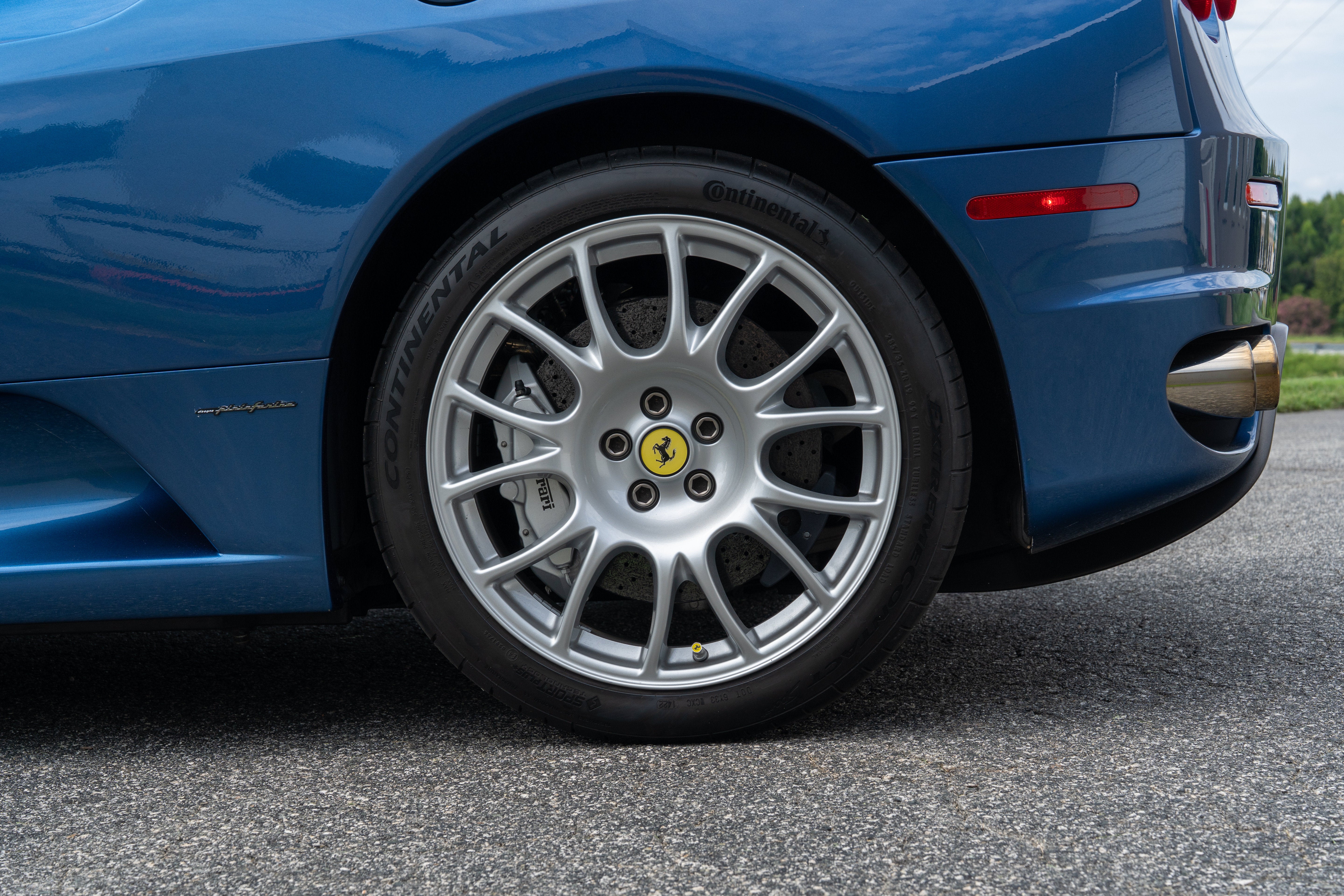 Used 2007 Blu Mirabeau Ferrari Berlinetta image 11