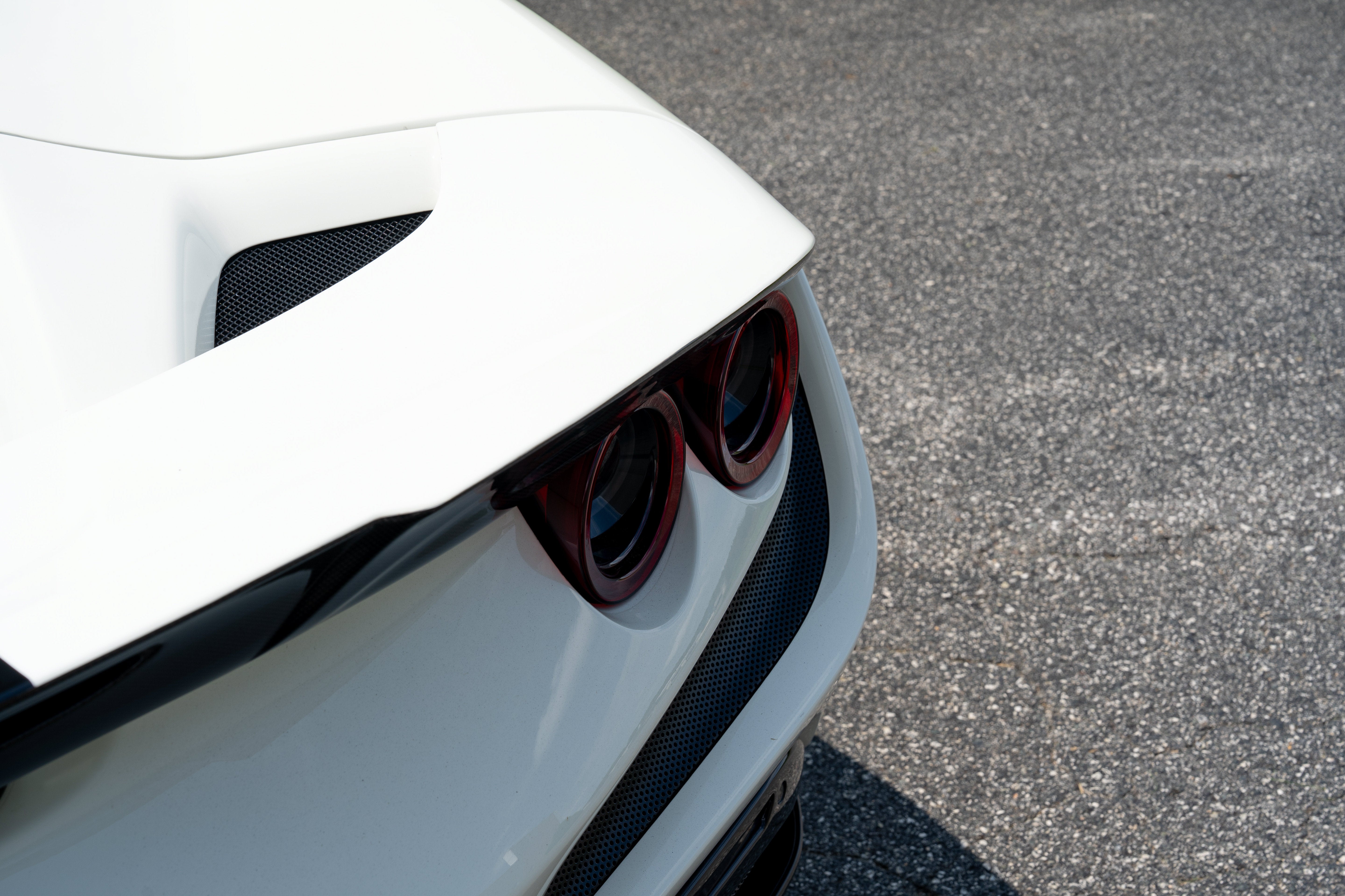 Used 2022 Bianco Avus Ferrari  image 18
