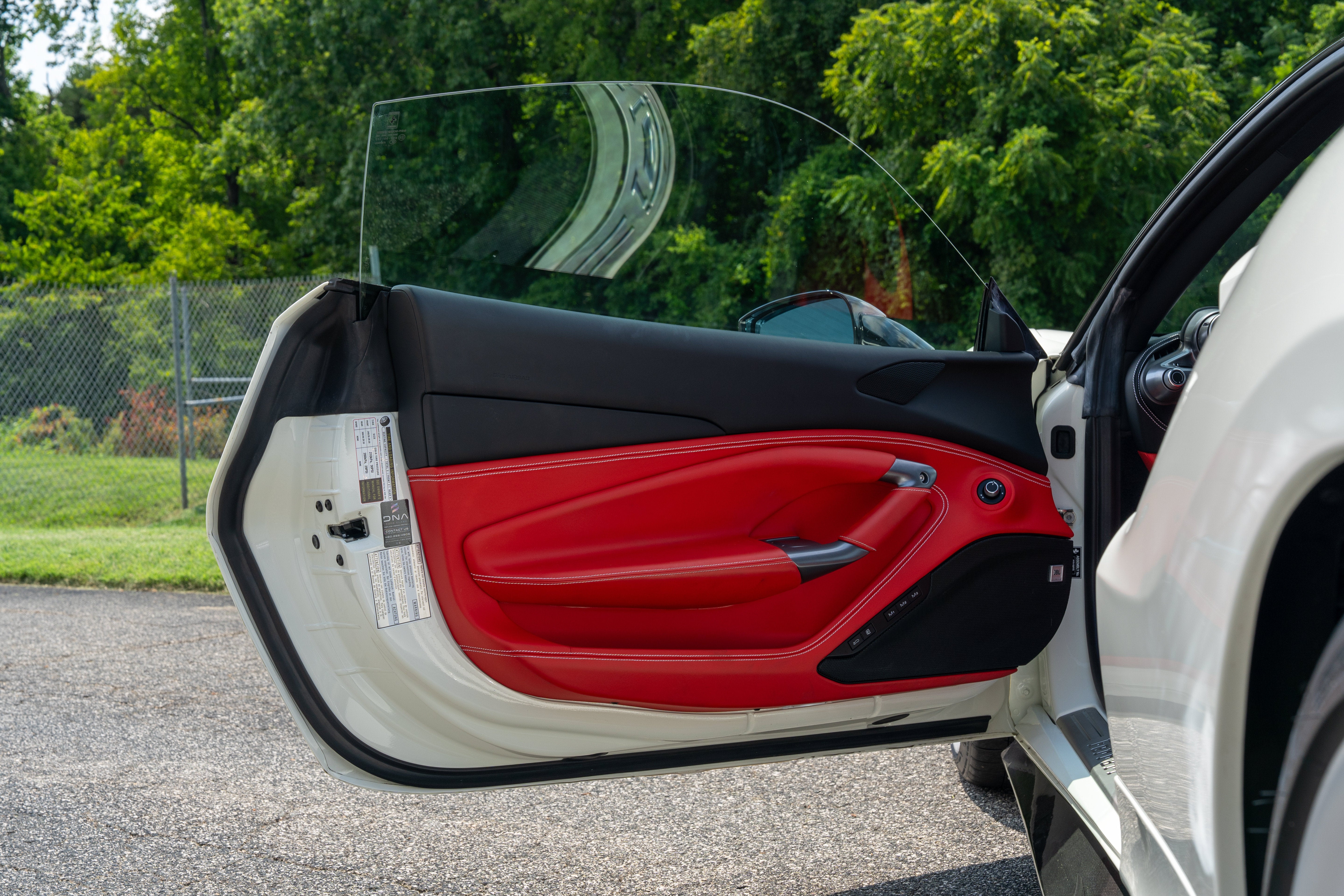 Used 2022 Bianco Avus Ferrari  image 23