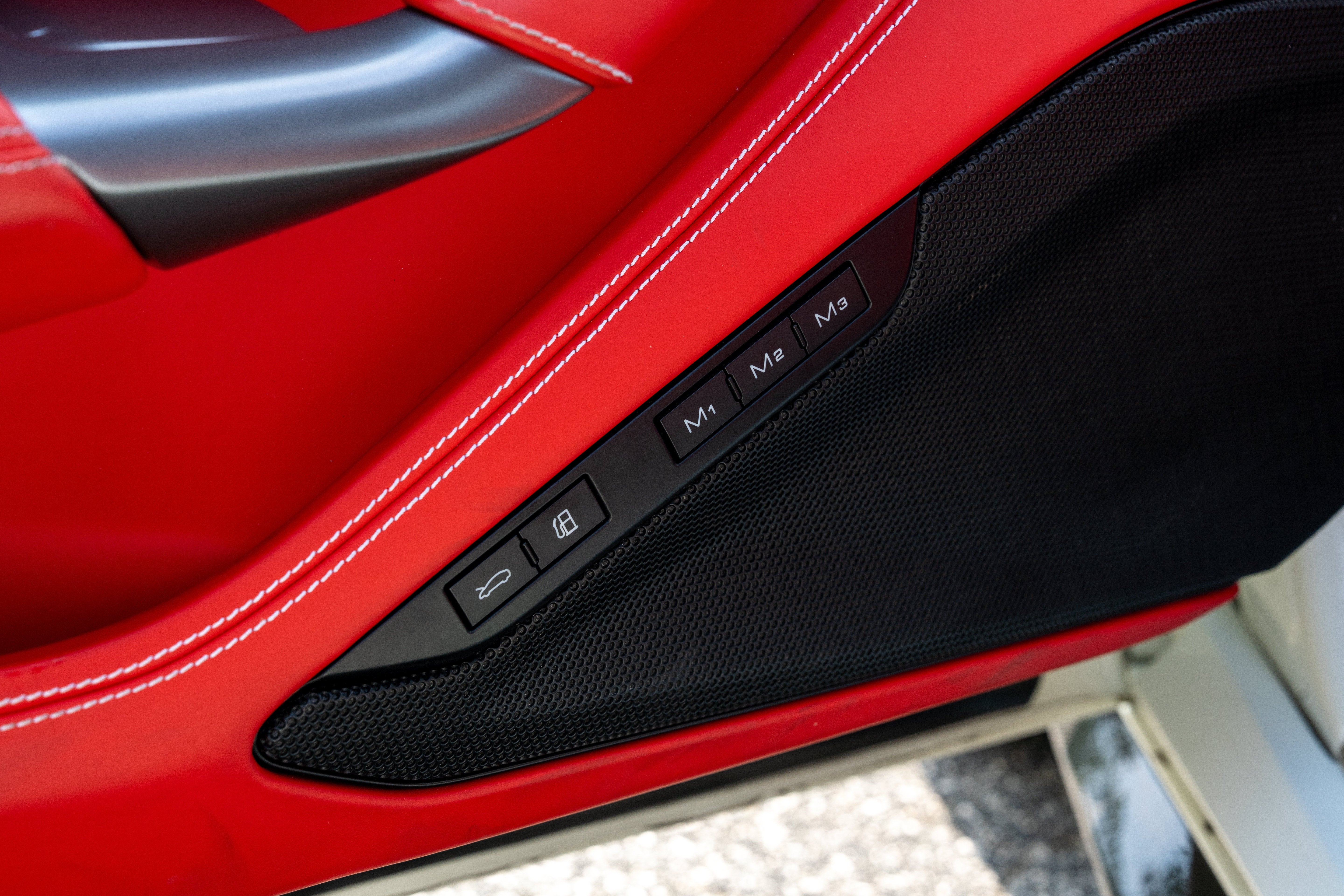 Used 2022 Bianco Avus Ferrari  image 24