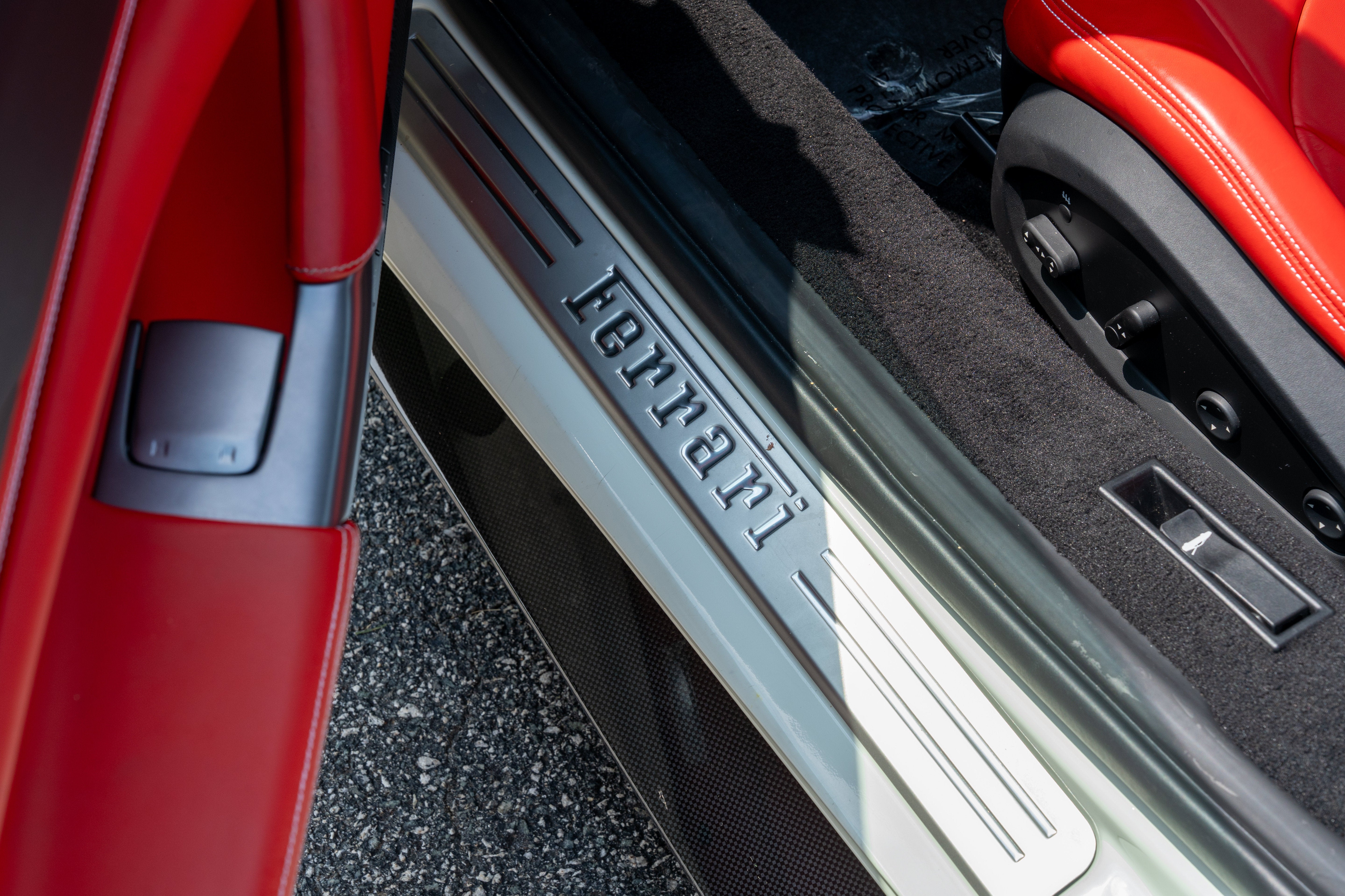 Used 2022 Bianco Avus Ferrari  image 25