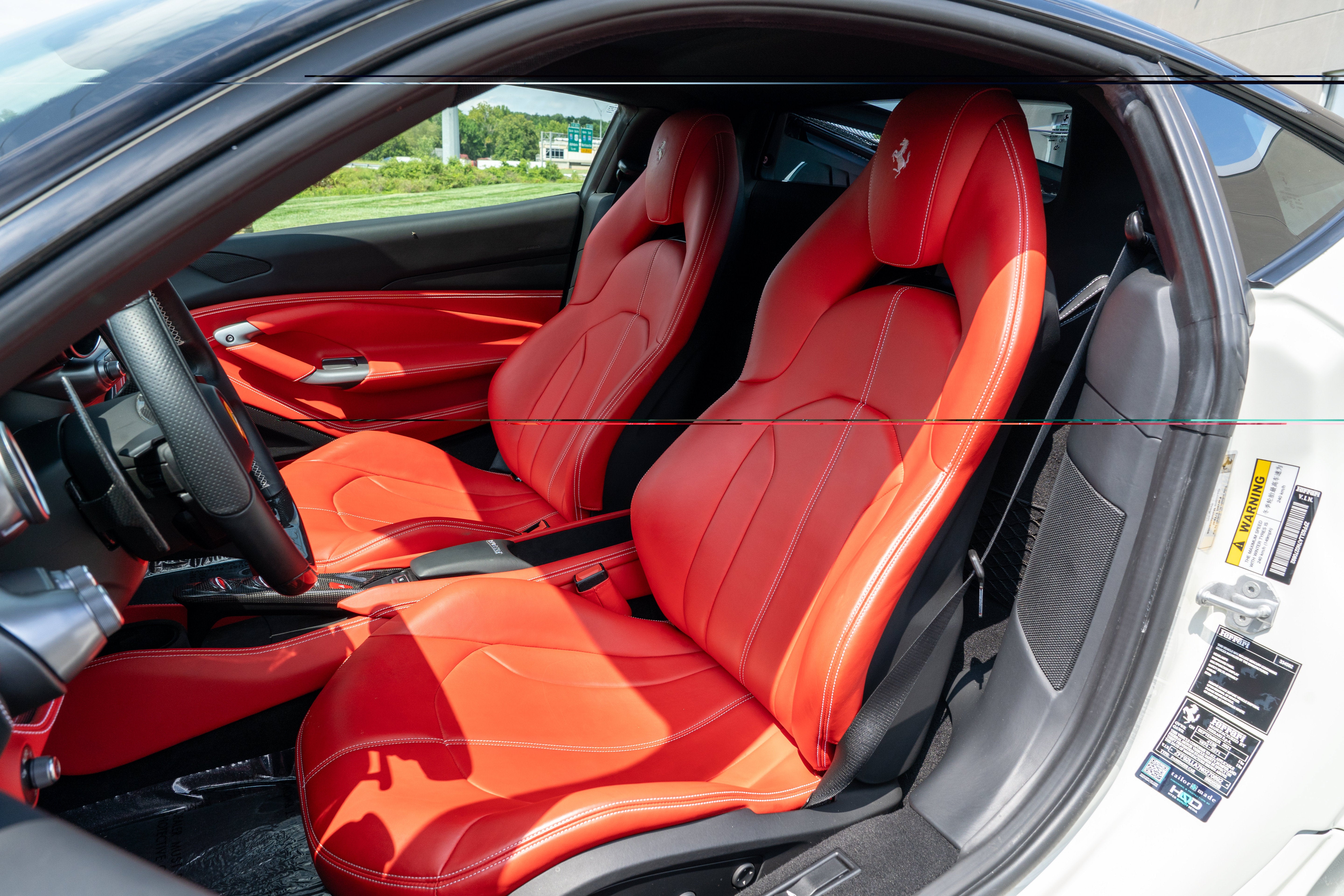 Used 2022 Bianco Avus Ferrari  image 28