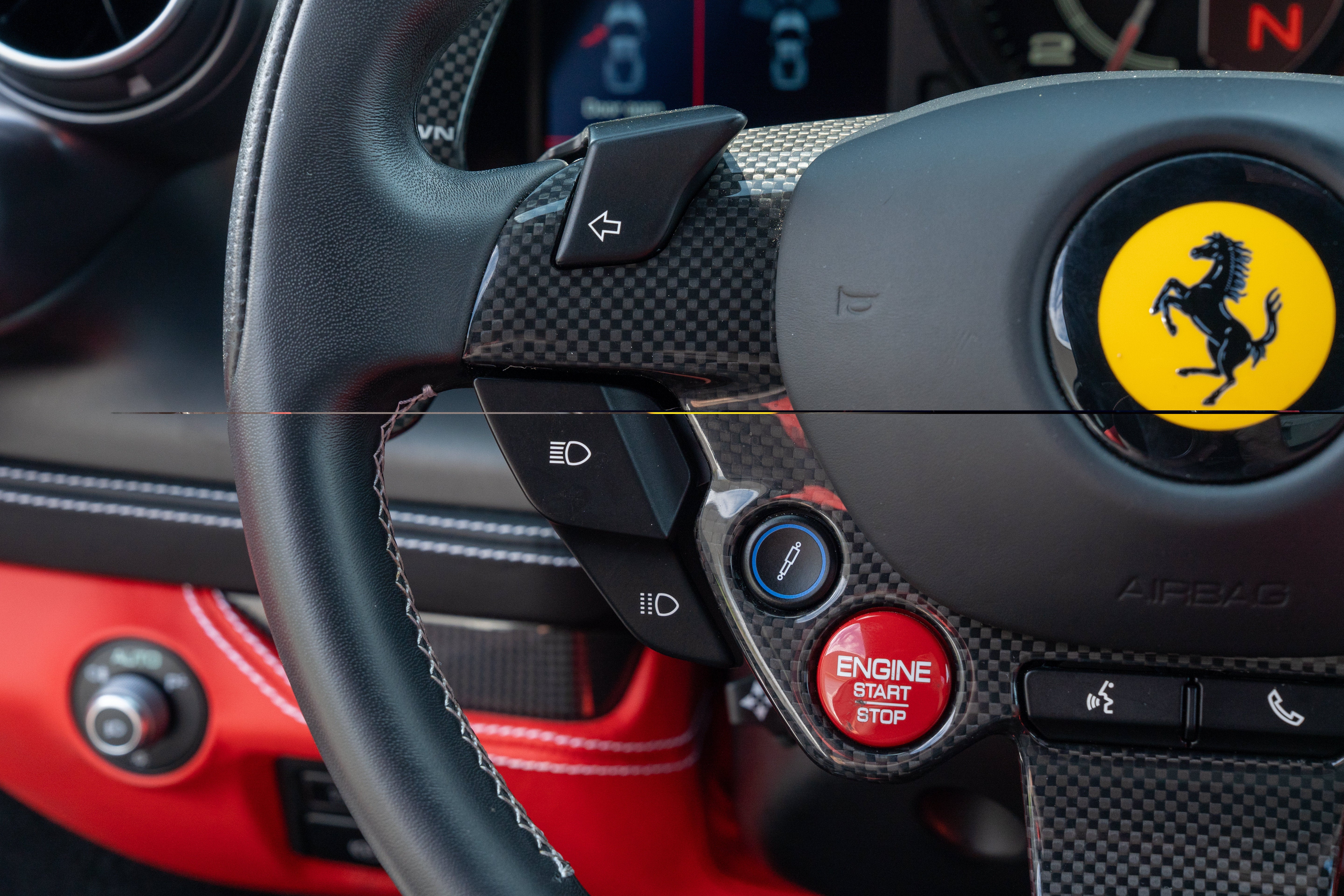 Used 2022 Bianco Avus Ferrari  image 32