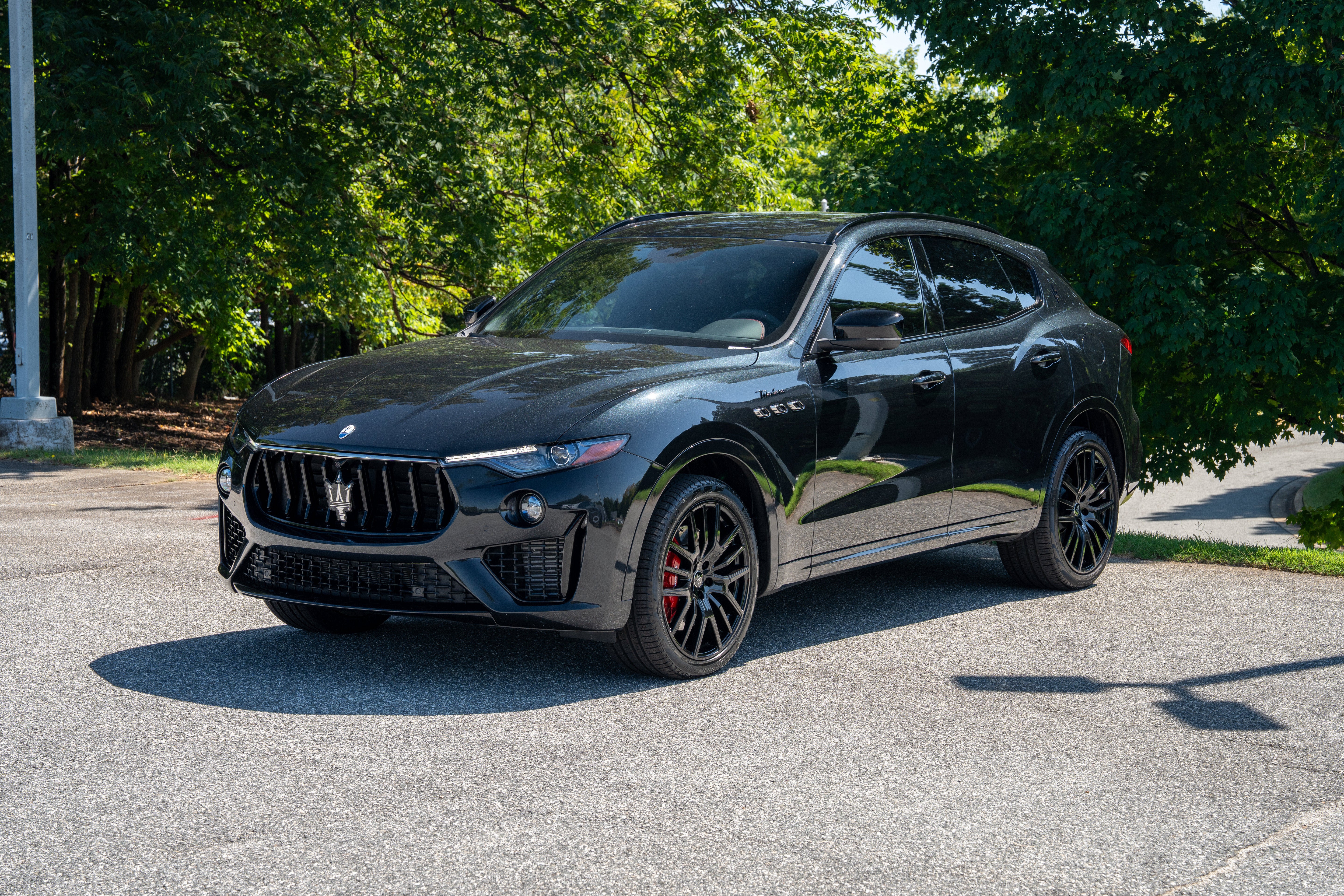 Used 2024 Nero Assoluto Metallic Maserati Modena Ultima image 3