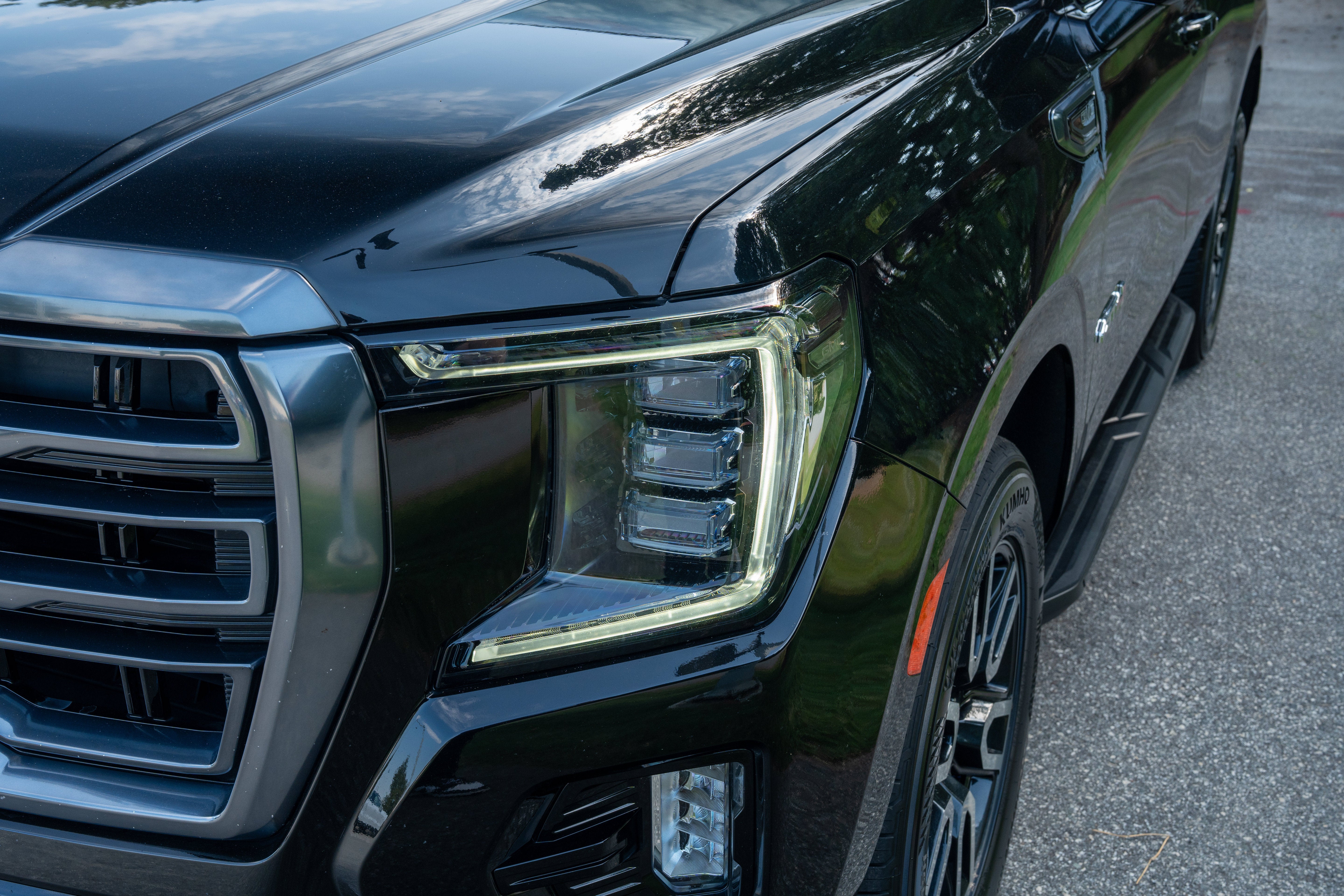 Used 2024 Onyx Black GMC AT4 image 4