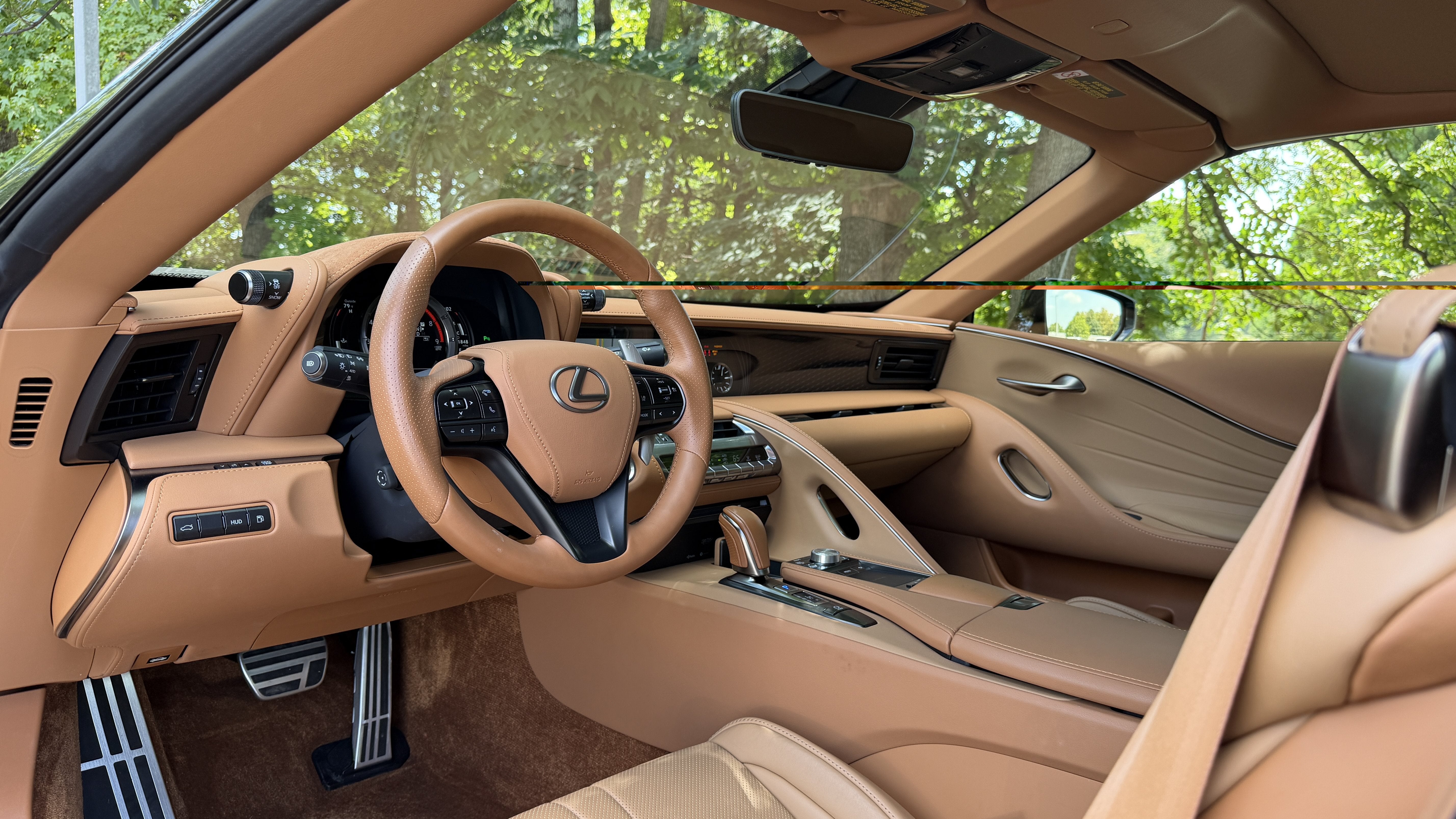 Used 2021 Nori Green Pearl Lexus 500 image 14
