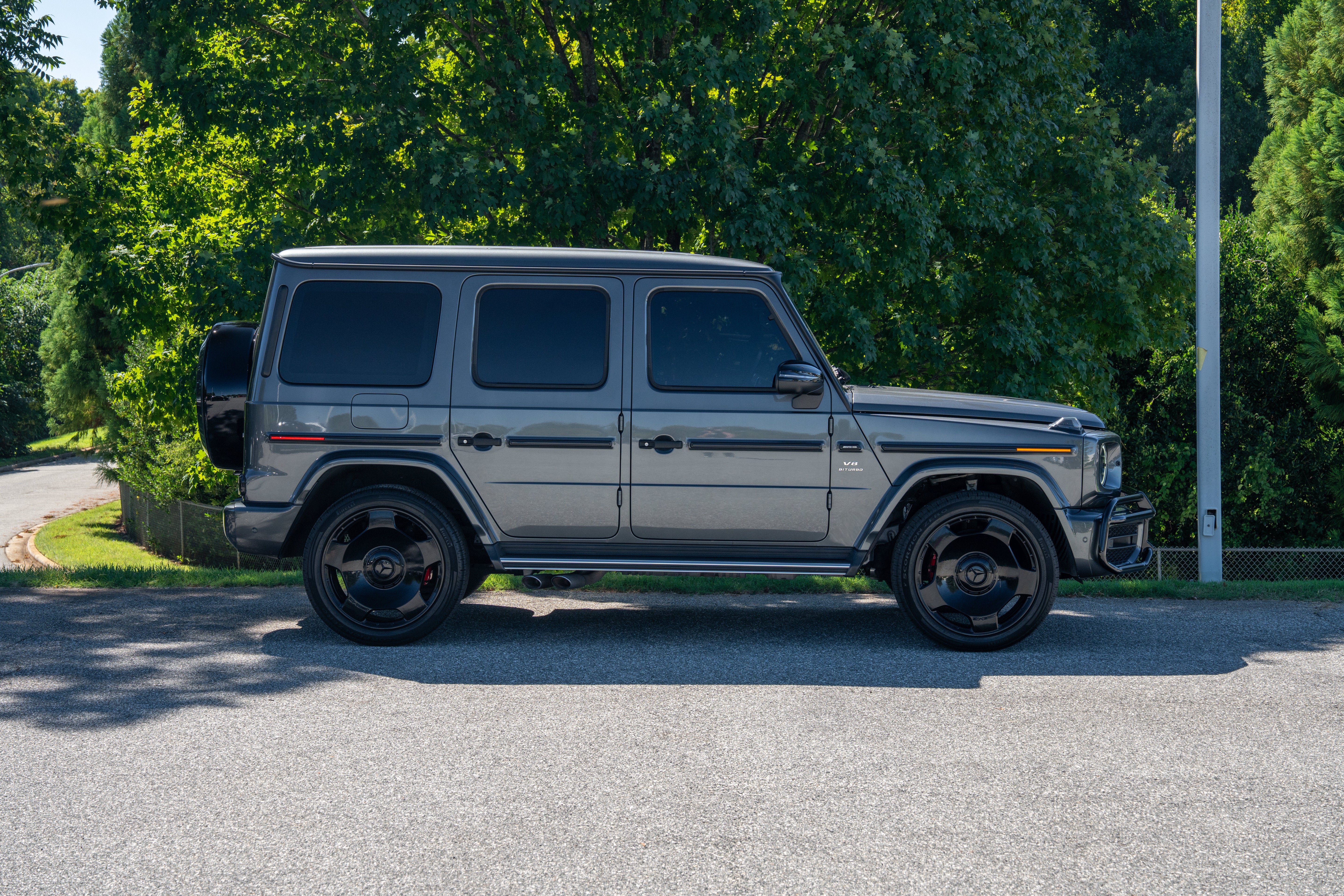 Used 2024 MANUFAKTUR Graphite Metallic Mercedes-Benz AMG® G 63 image 9