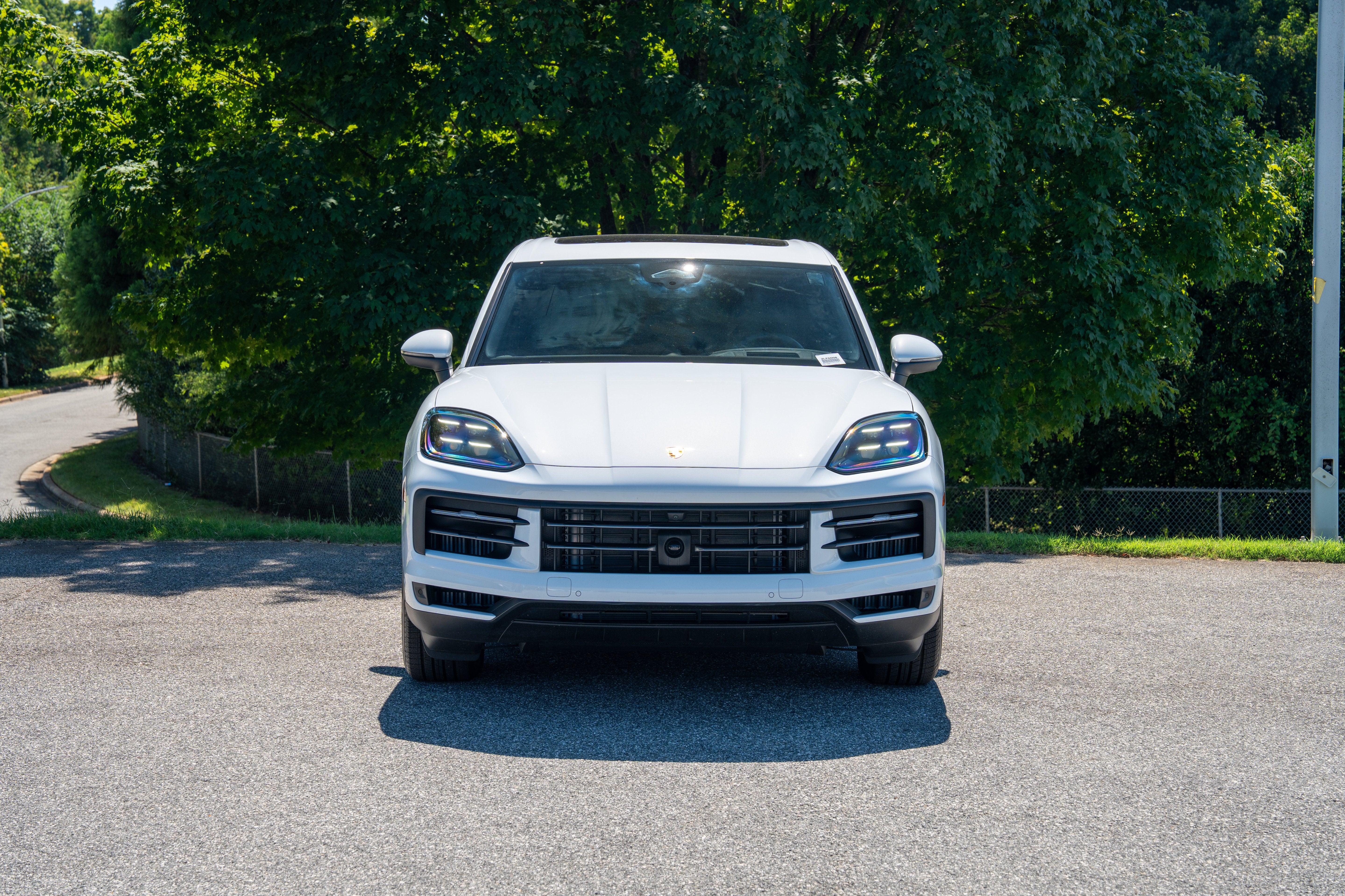 Used 2026 Carrara White Metallic Porsche E-Hybrid image 10