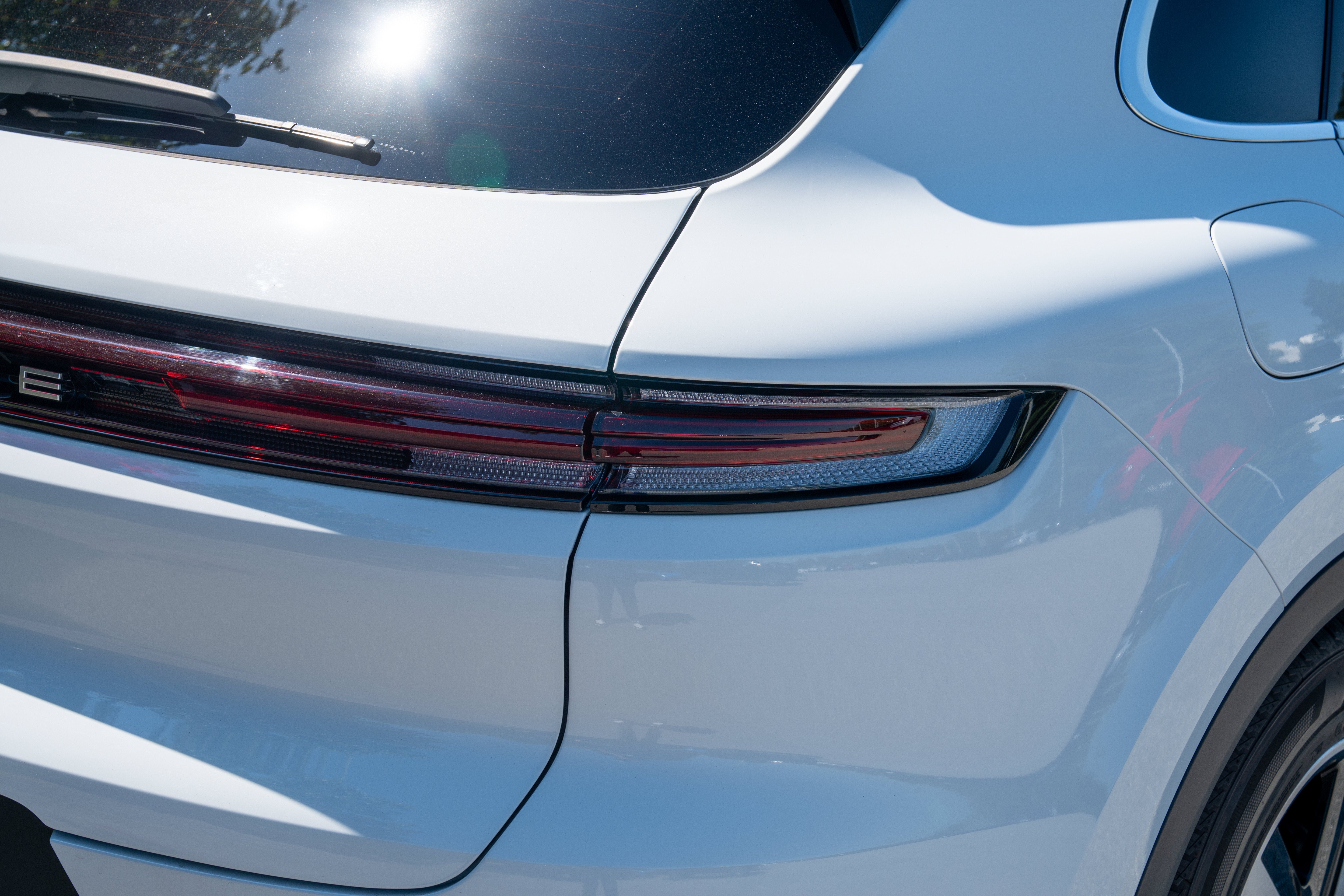 Used 2026 Carrara White Metallic Porsche E-Hybrid image 14