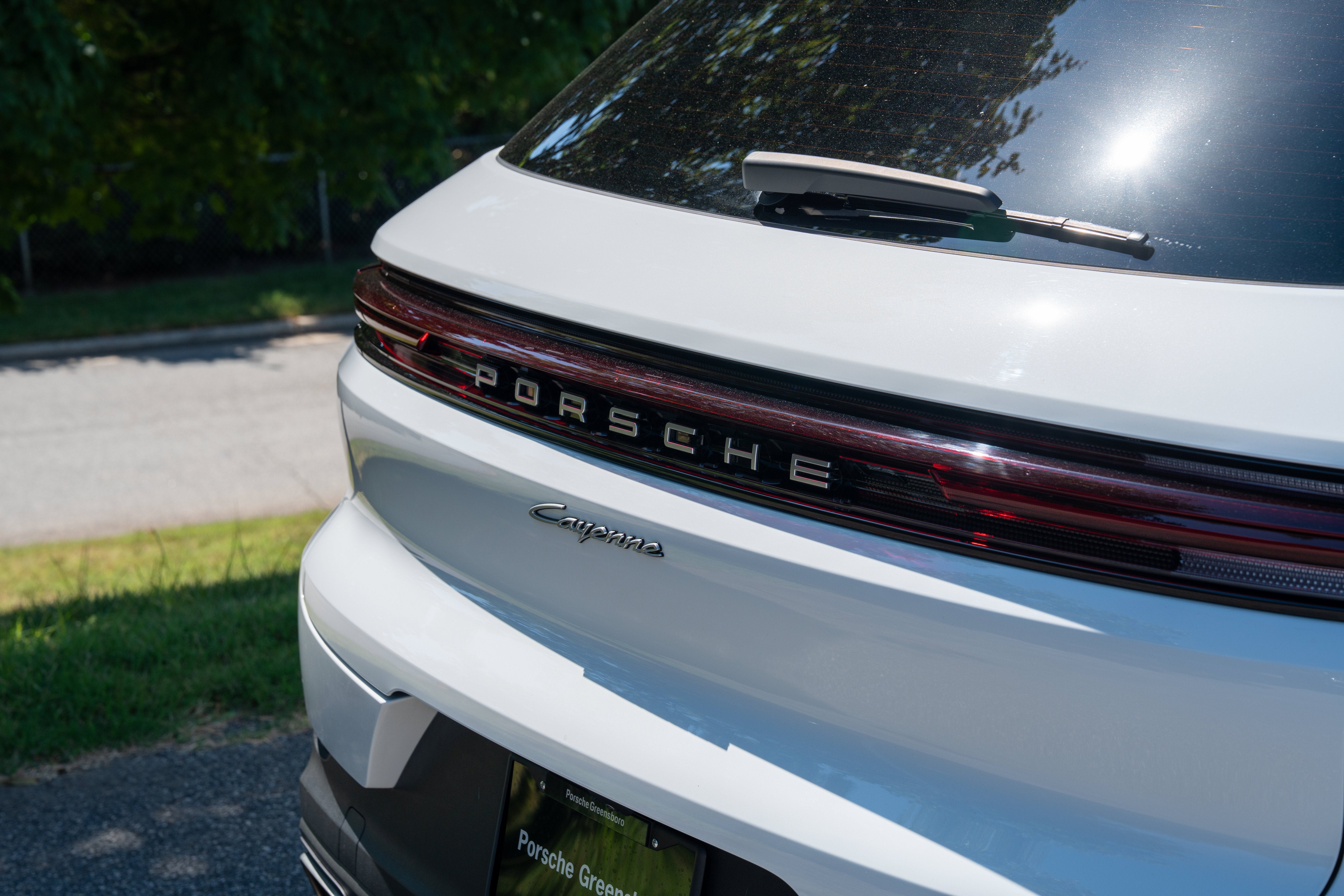 Used 2026 Carrara White Metallic Porsche E-Hybrid image 15